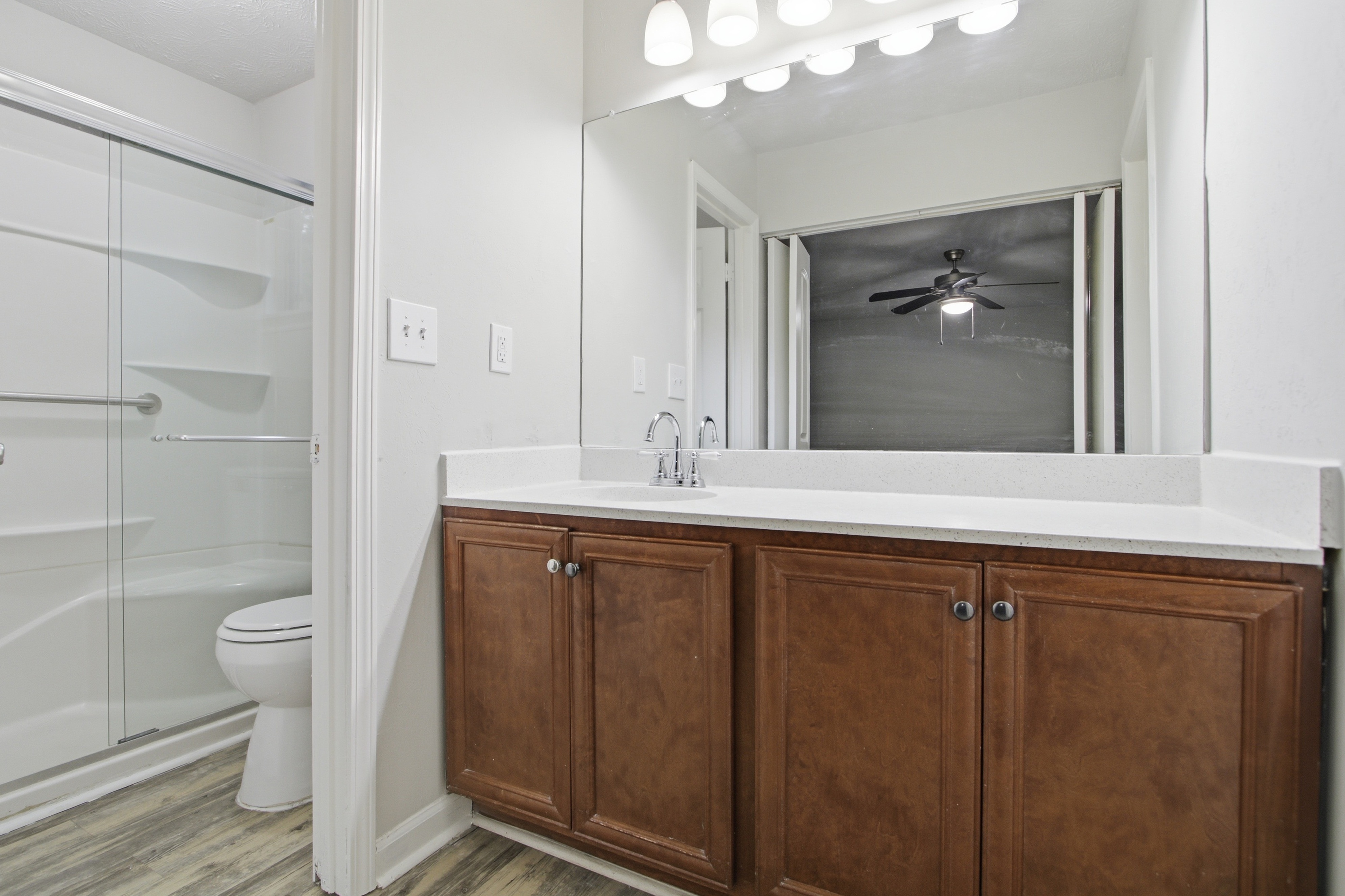 Photo 23 of 31 of 8132 Creekstone Ct, Riverdale, GA