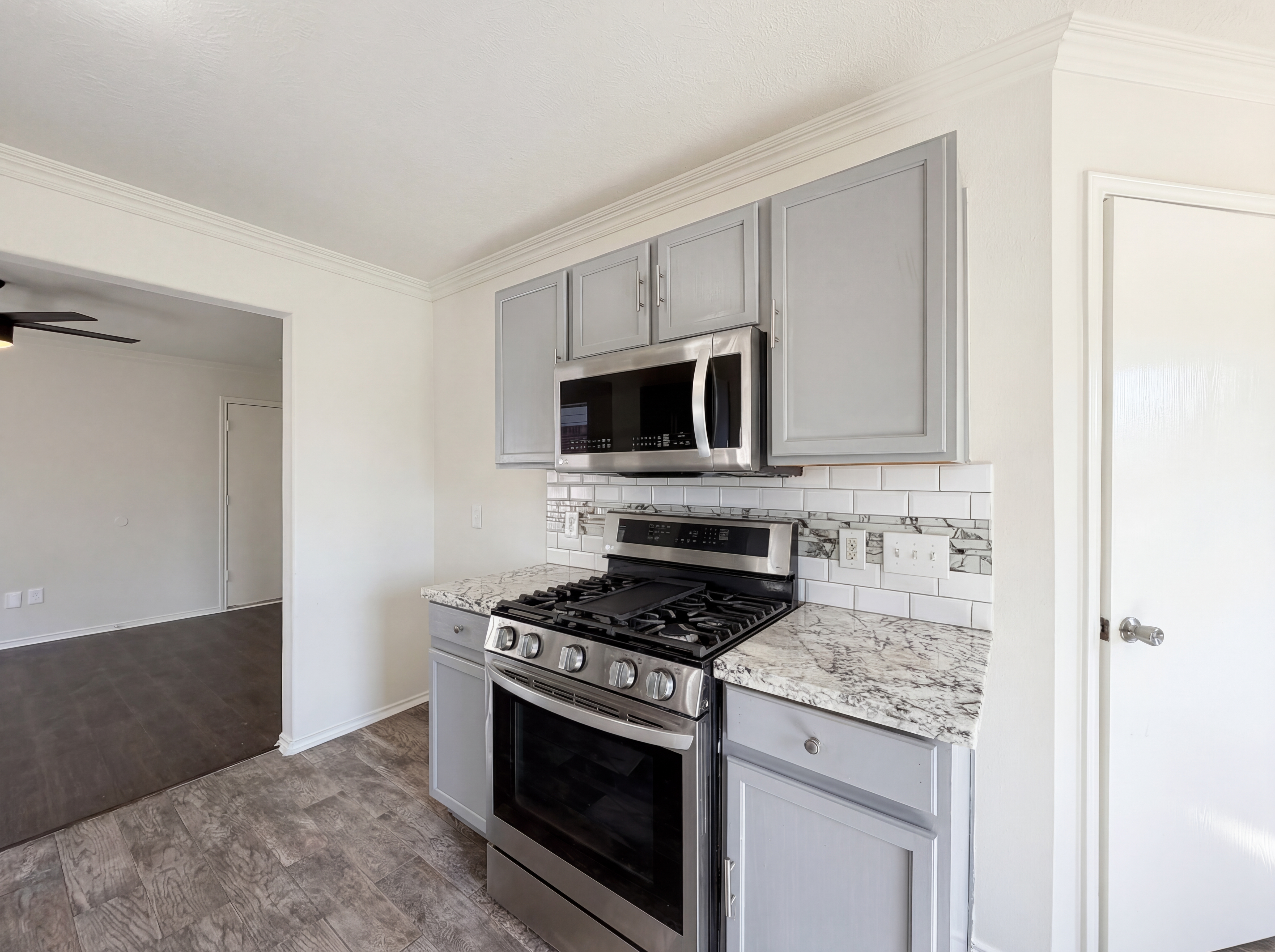 Photo 13 of 24 of 12927 Colony Heath Ln, Houston, TX