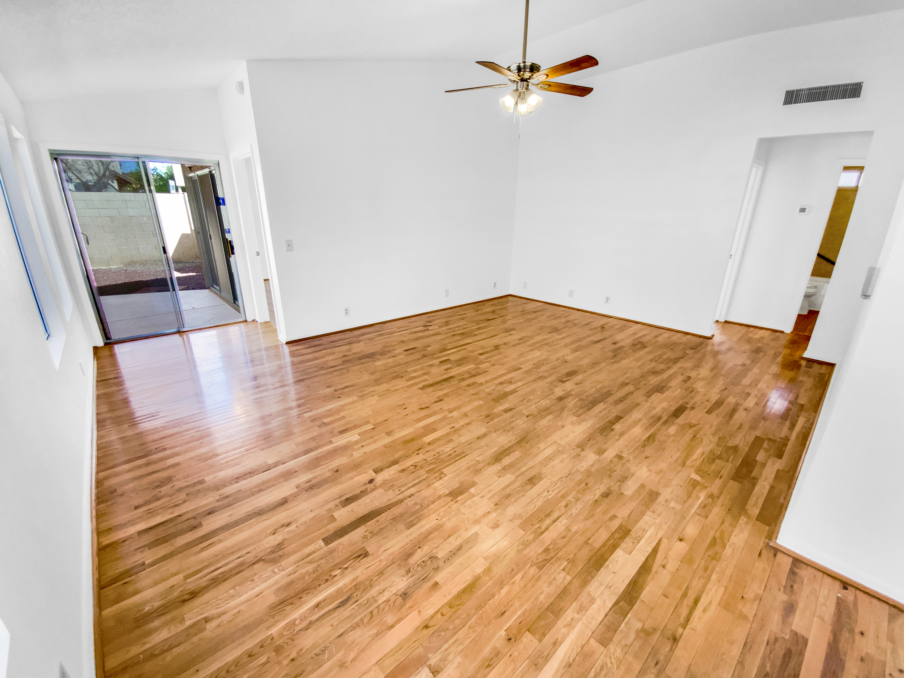 Photo 9 of 23 of 14950 W Rockrose Way, Surprise, AZ