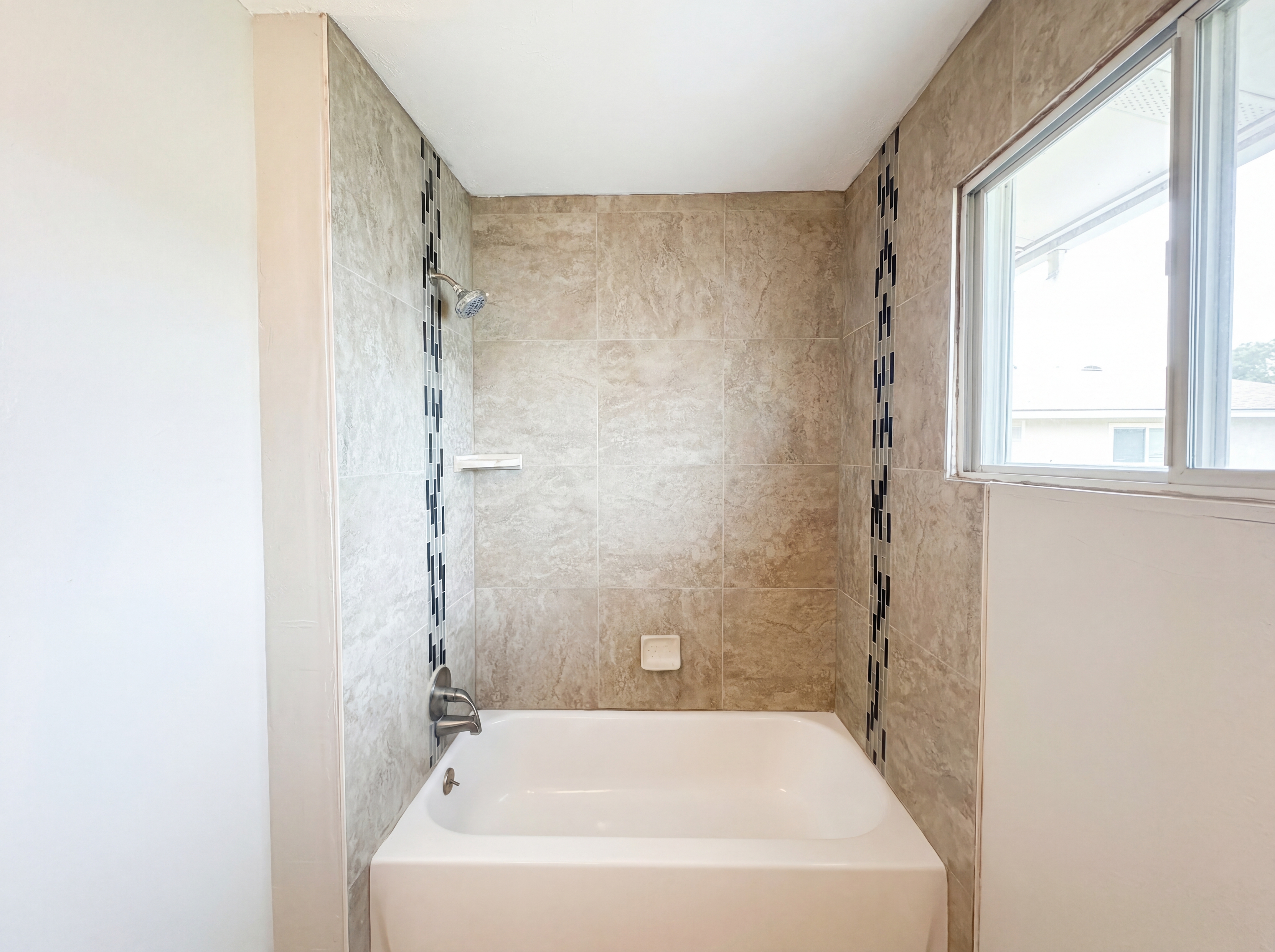 Photo 12 of 24 of 750 W Gentile St, Layton, UT