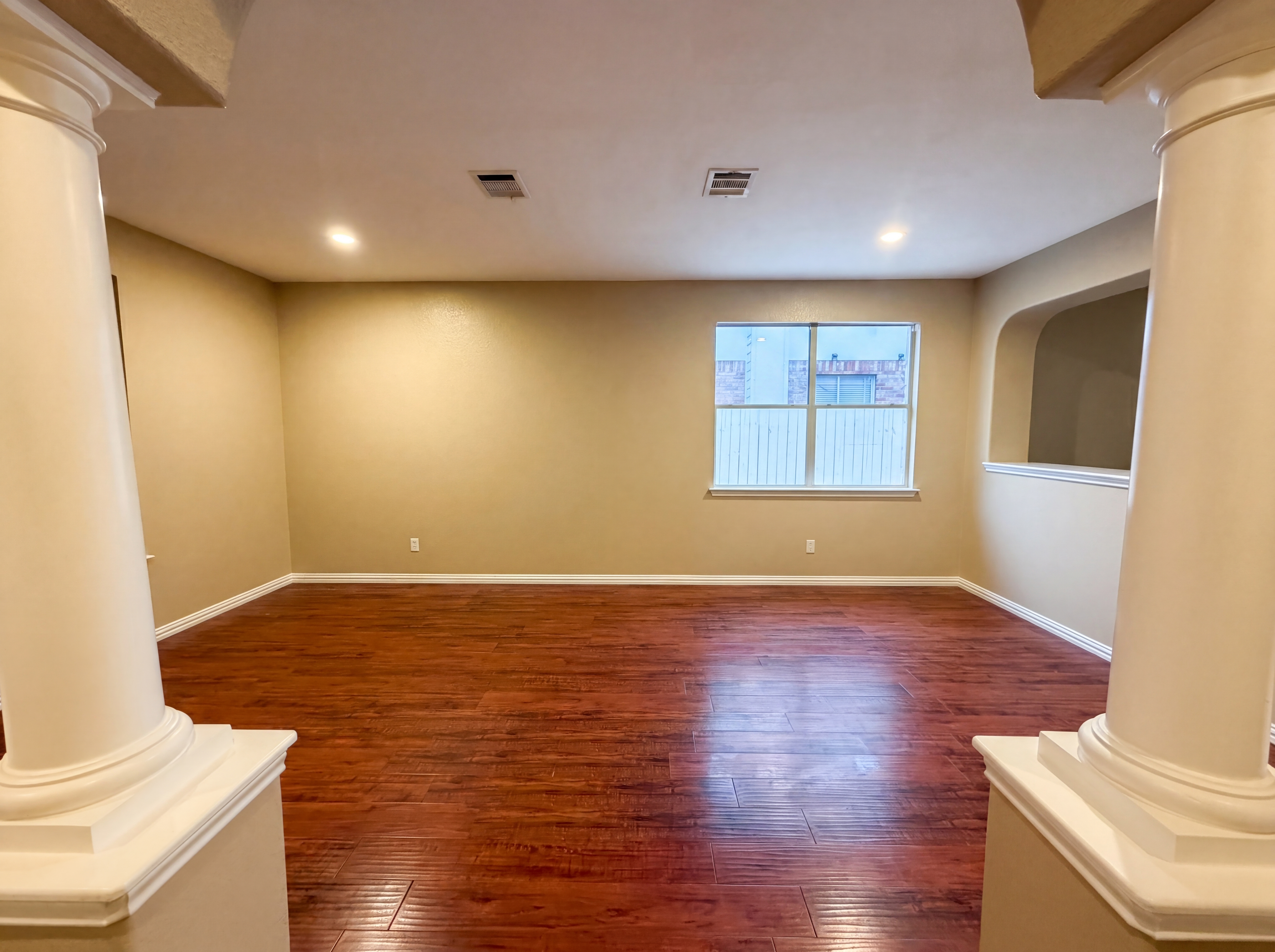 Photo 6 of 21 of 5103 Sydney Harbour Ct, Killeen, TX
