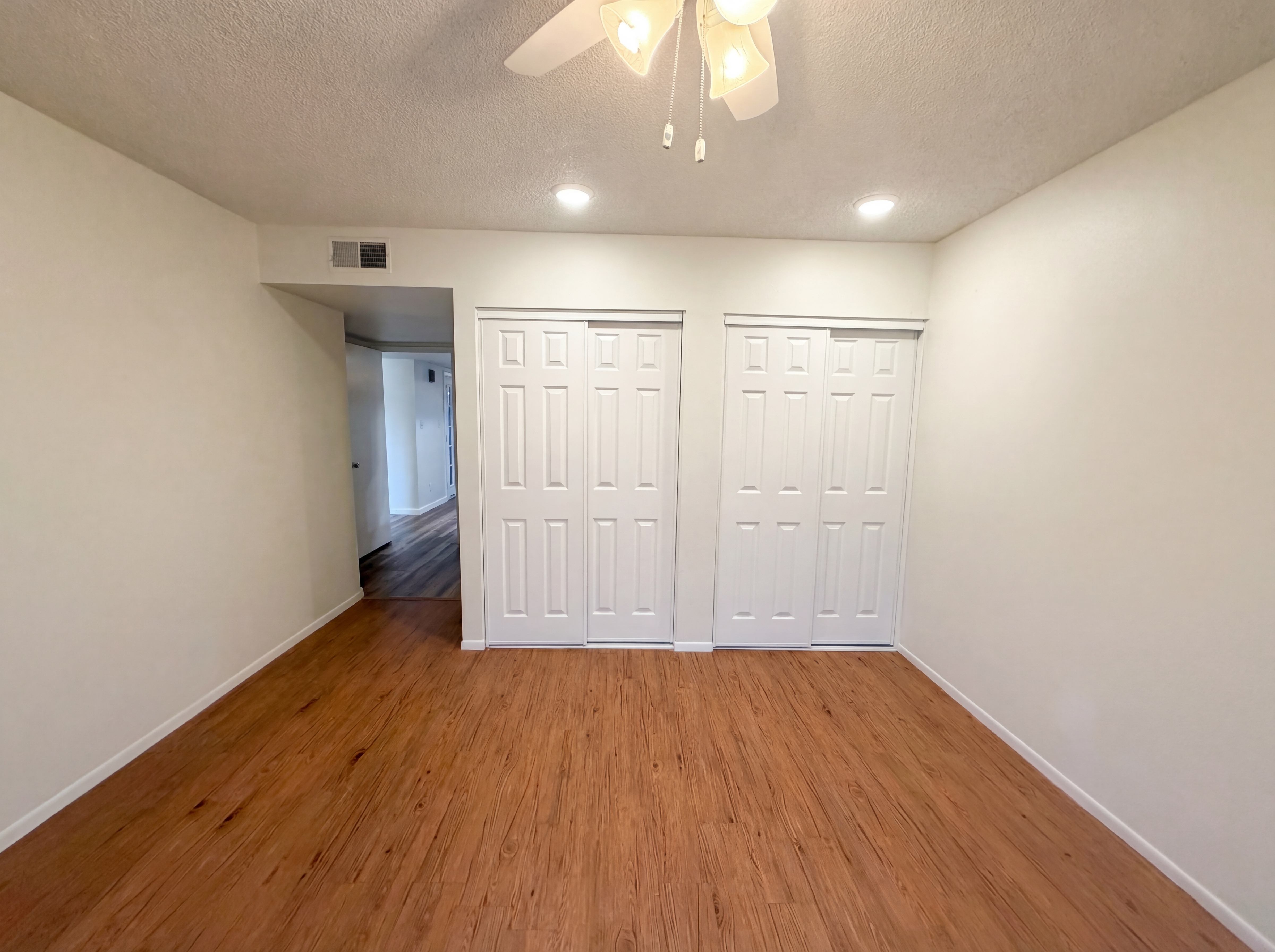 Photo 11 of 22 of 5406 W El Caminito Dr, Glendale, AZ