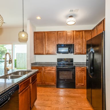 Property photo 3 of 380 Flyway Rd