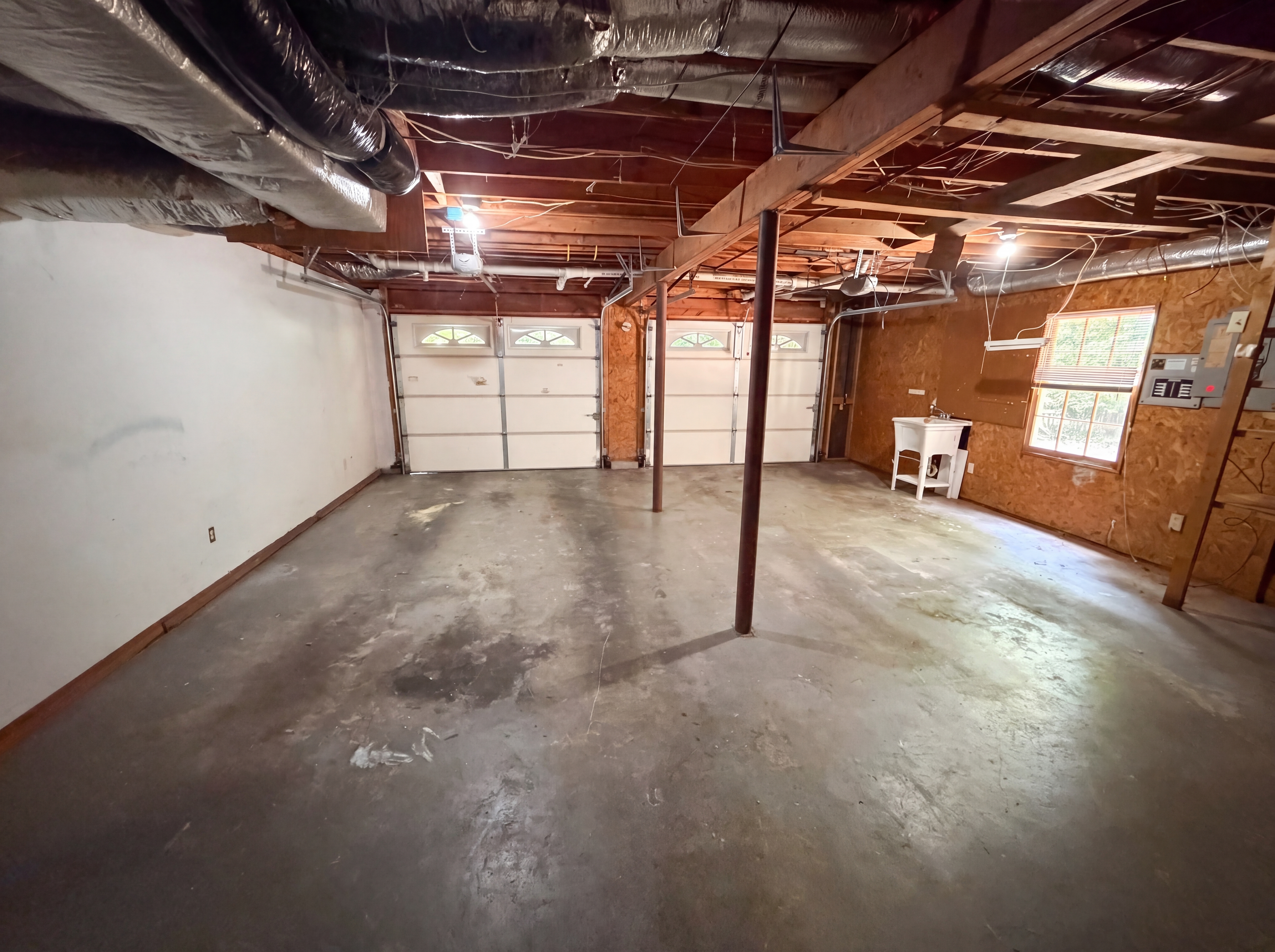 Photo 11 of 17 of 2623 Wellington Dr, Marietta, GA