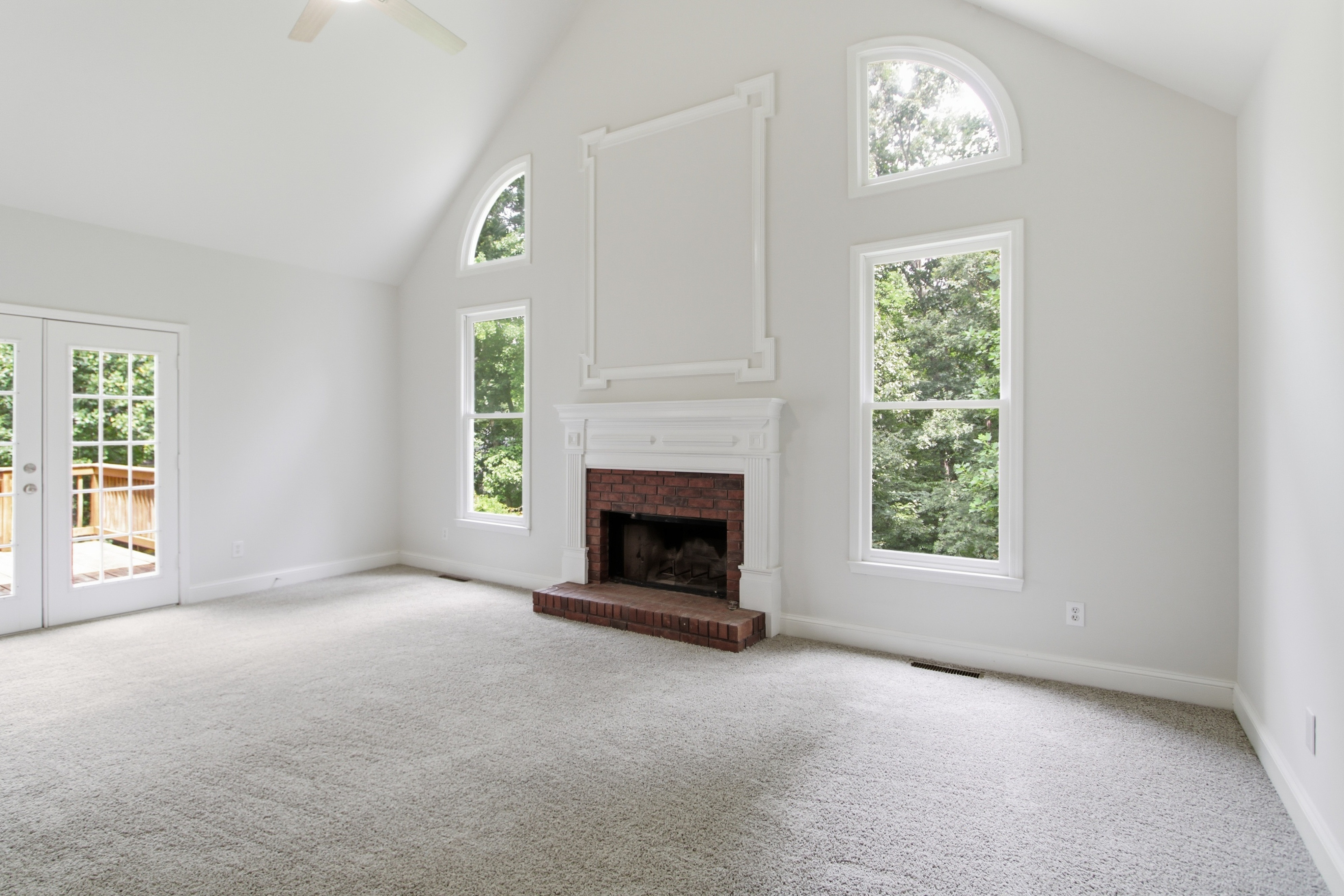 Photo 3 of 47 of 470 Fairway Walk Dr, Lawrenceville, GA