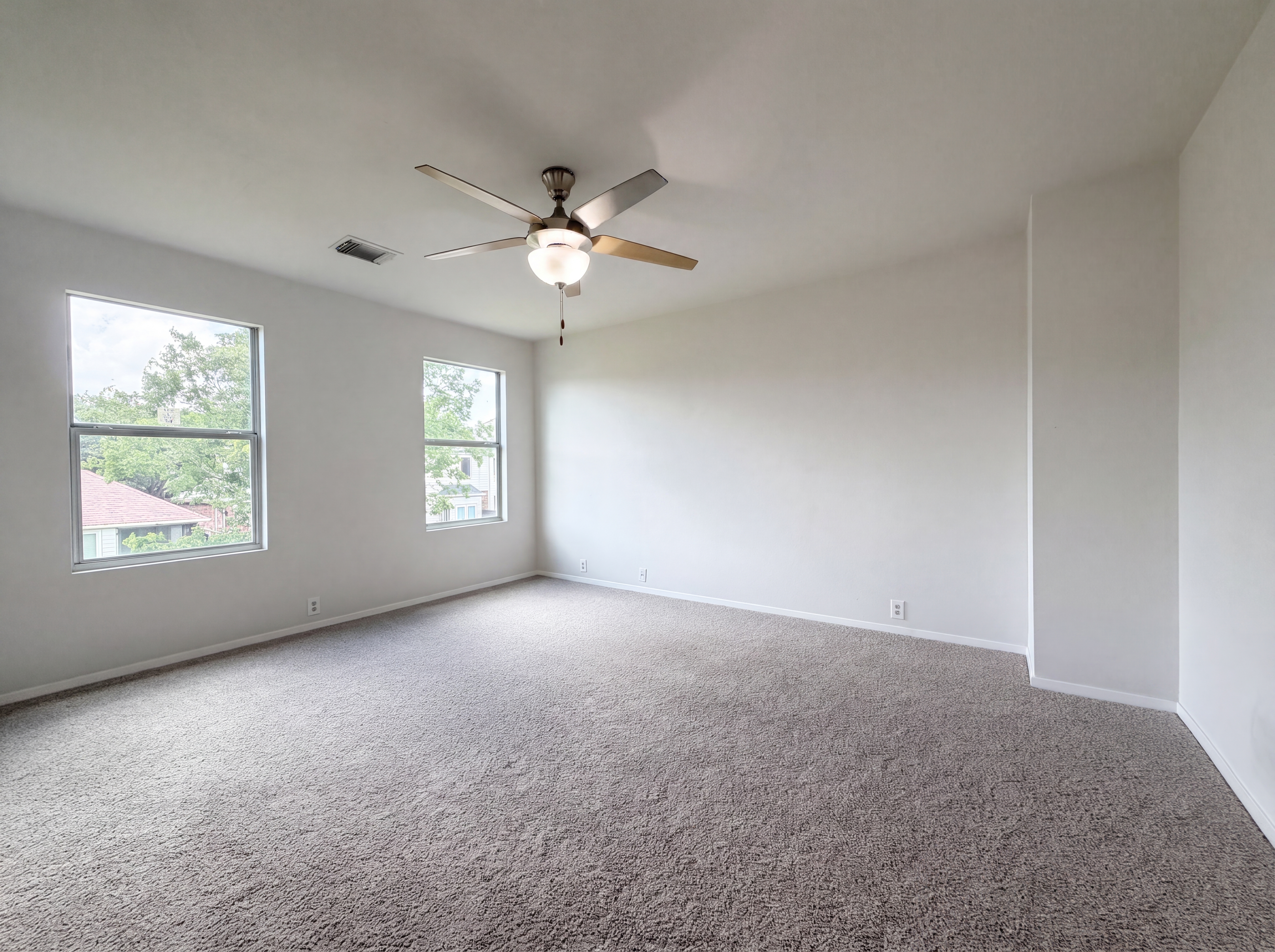 Photo 10 of 20 of 3338 Dartmouth Field Ln, Fresno, TX
