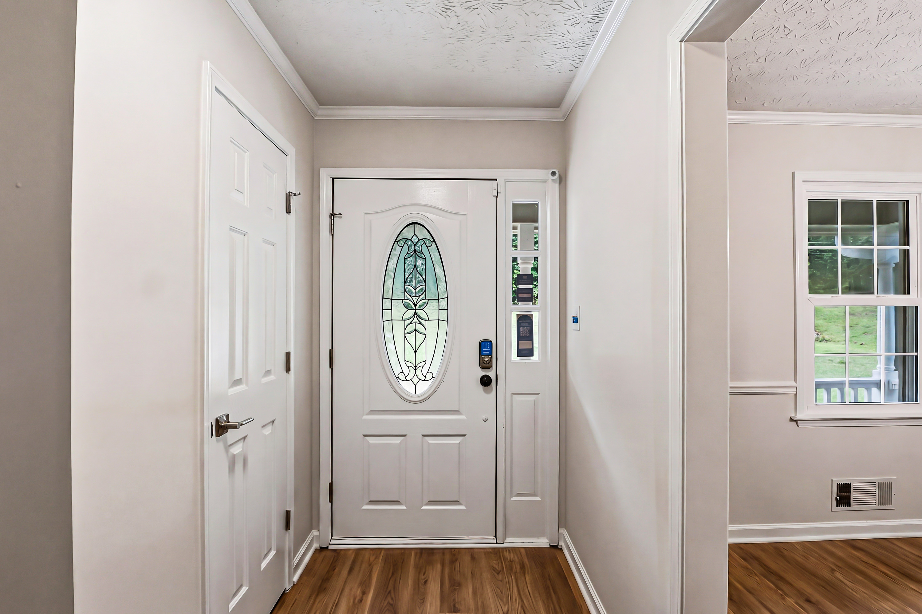 Photo 6 of 32 of 335 Stoneridge Way, Fayetteville, GA