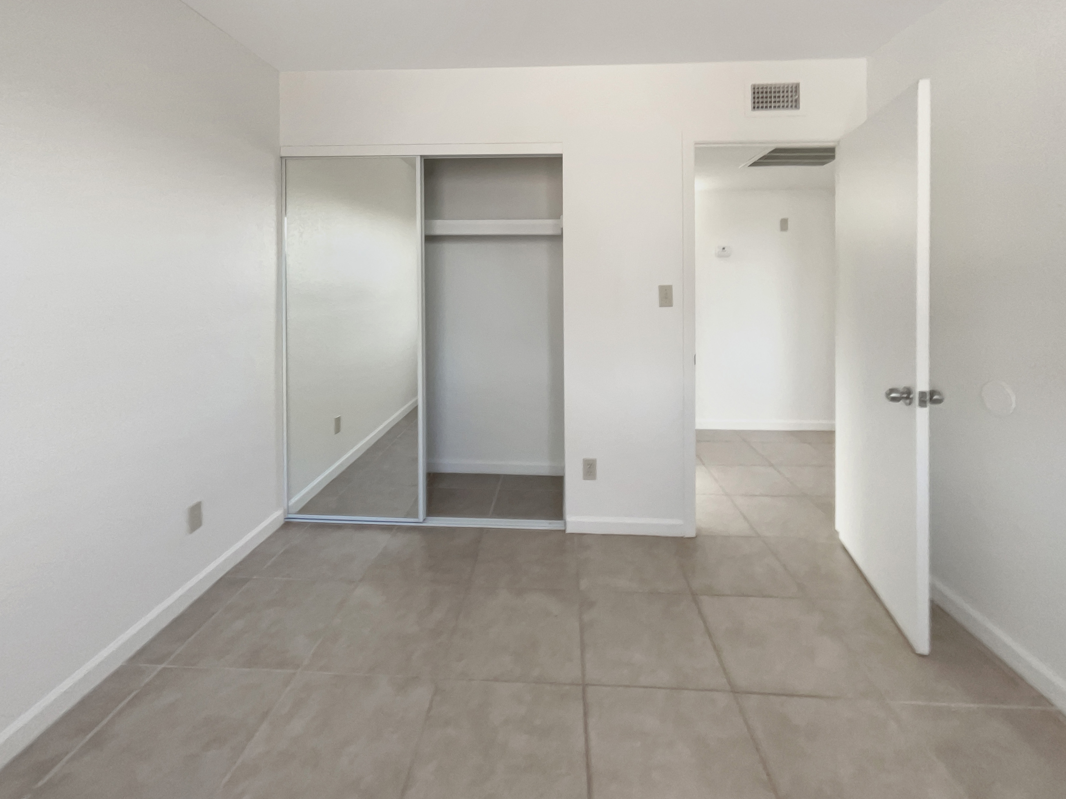 Photo 18 of 26 of 1105 W Anderson Dr, Phoenix, AZ