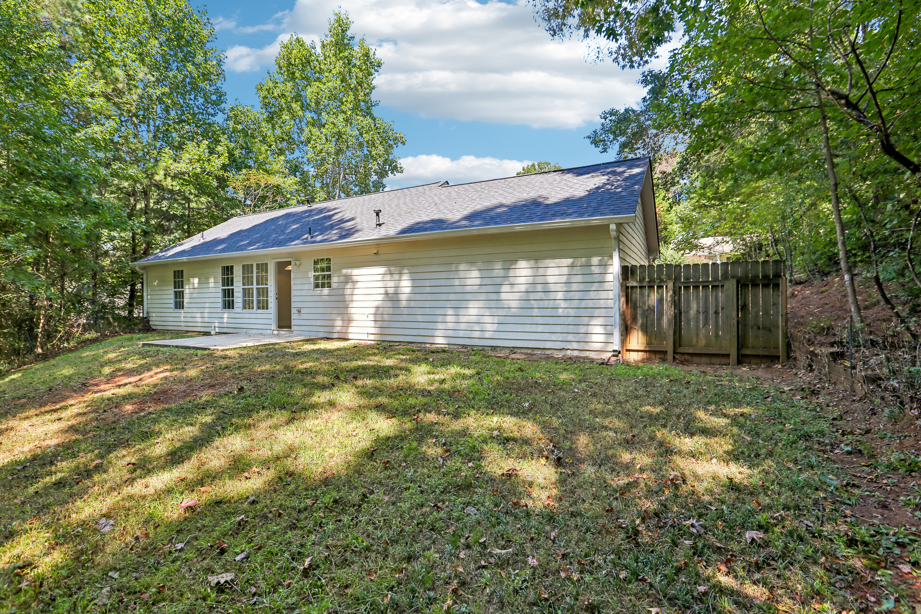 Photo 42 of 47 of 5511 Pond Mill Ct, Flowery Branch, GA