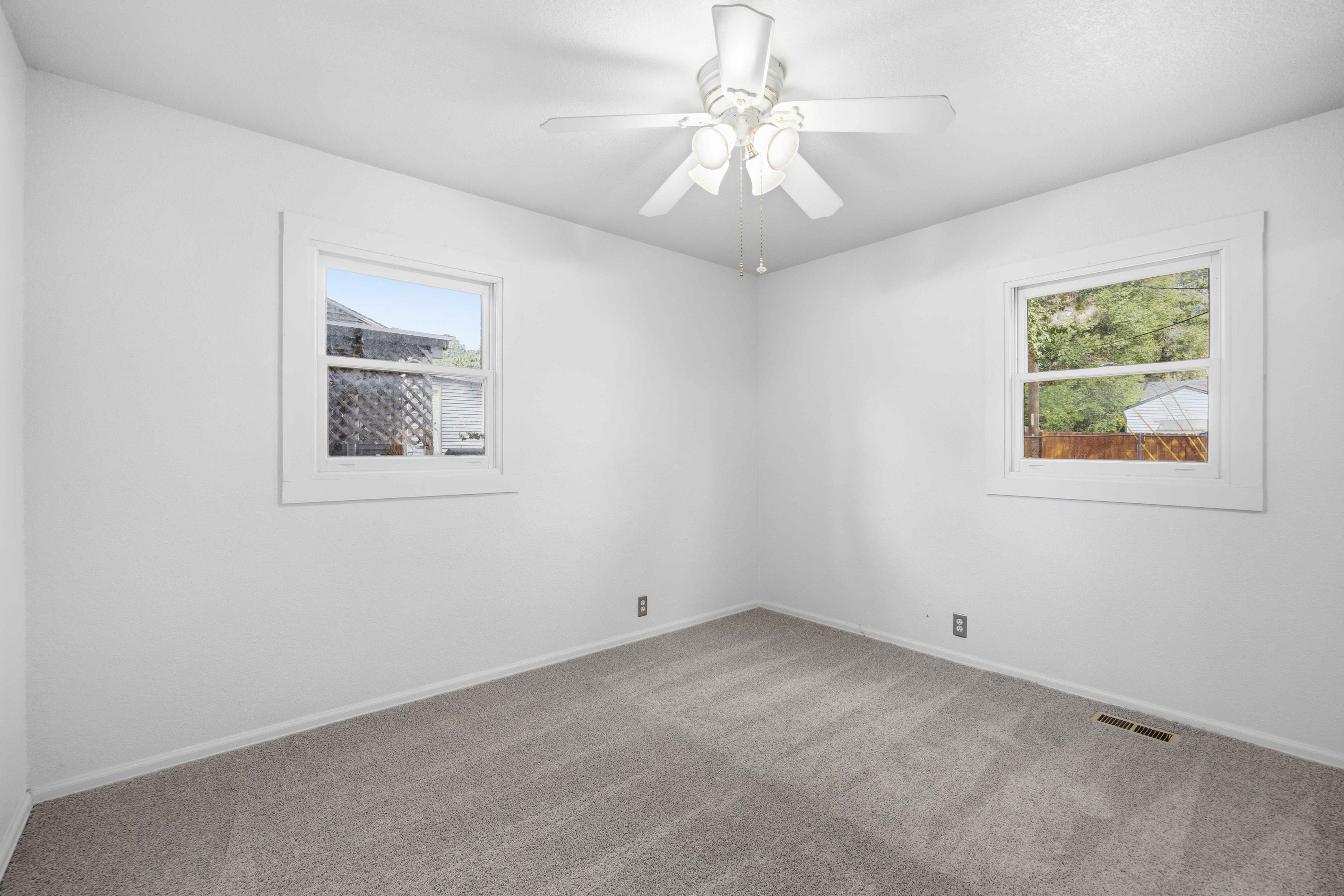 Photo 25 of 63 of 412 Lynn Ave, Colorado Springs, CO
