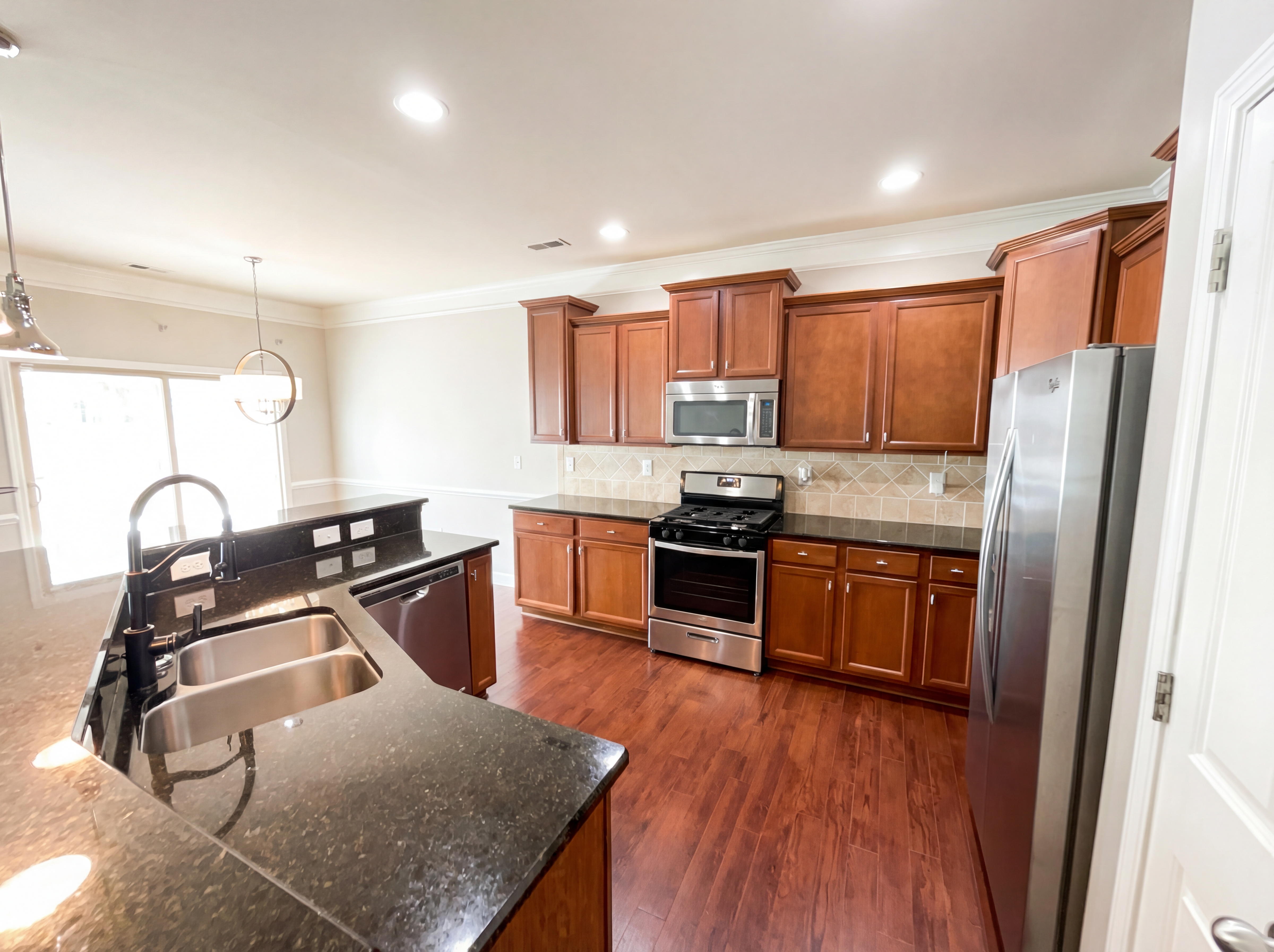 Photo 2 of 21 of 305 Augustus Ln, Mount Holly, NC