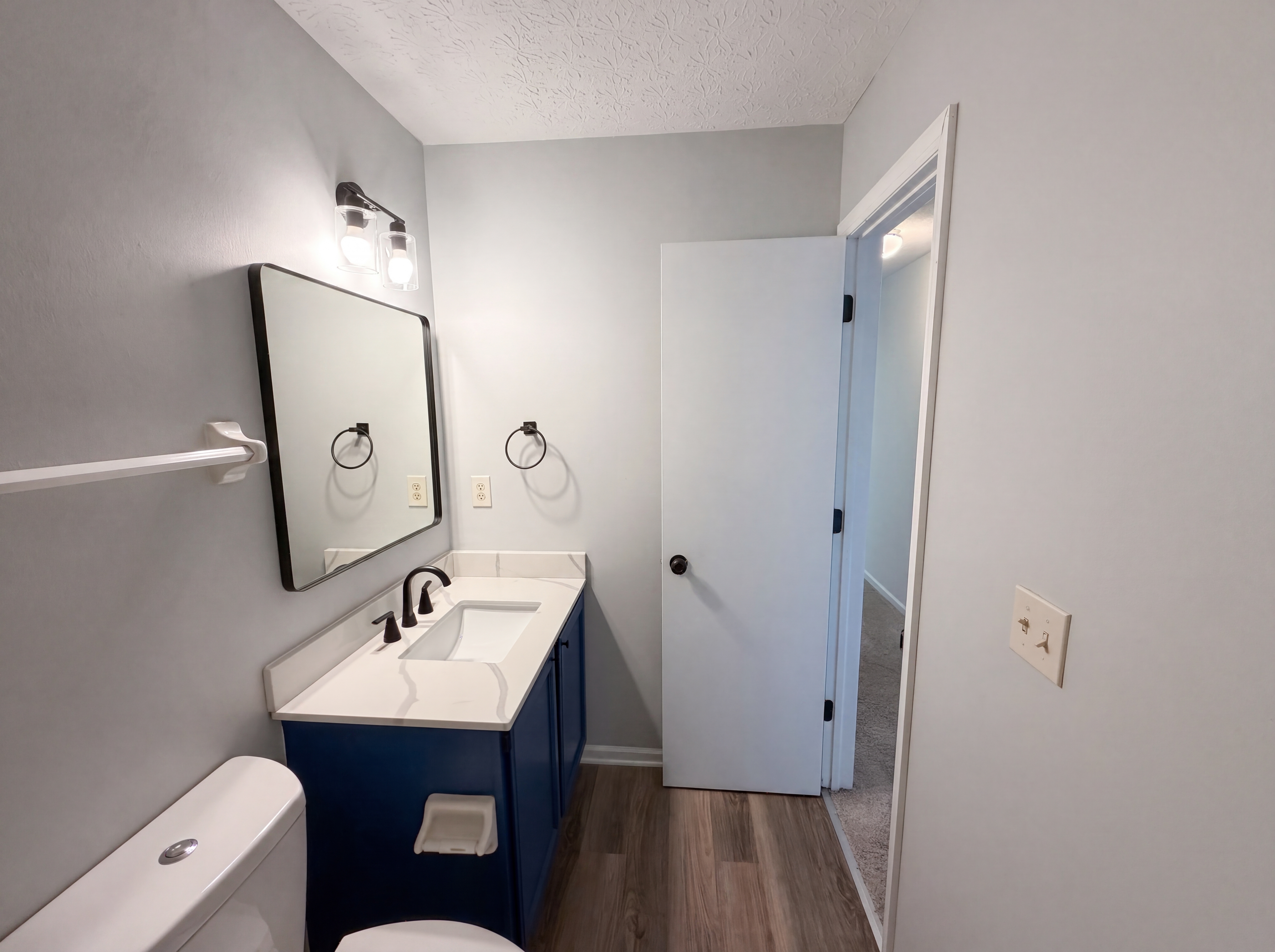 Photo 10 of 29 of 4976 Vicksburg Ln, Hilliard, OH