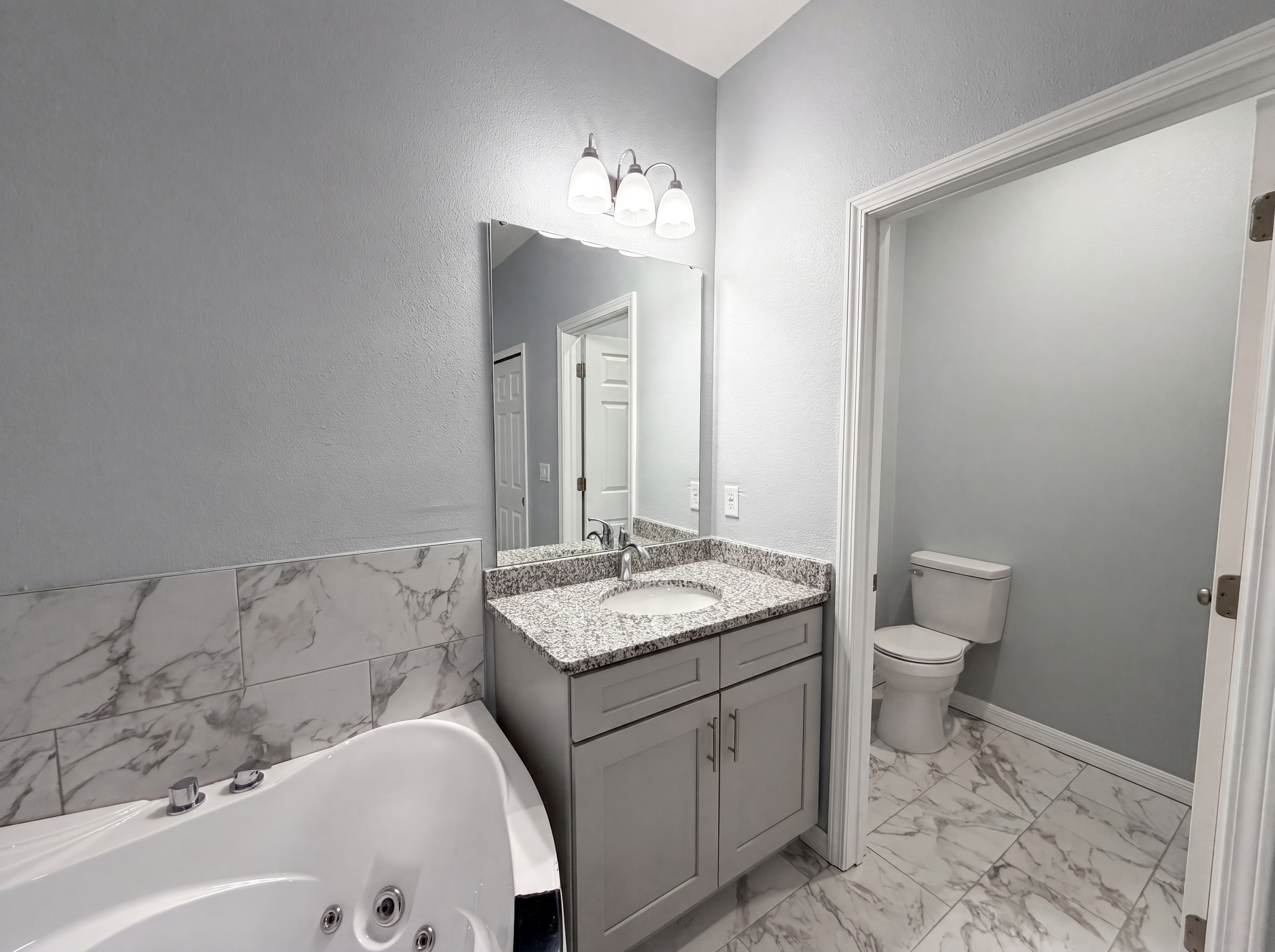 Photo 22 of 27 of 1013 W 11th St, Sanford, FL