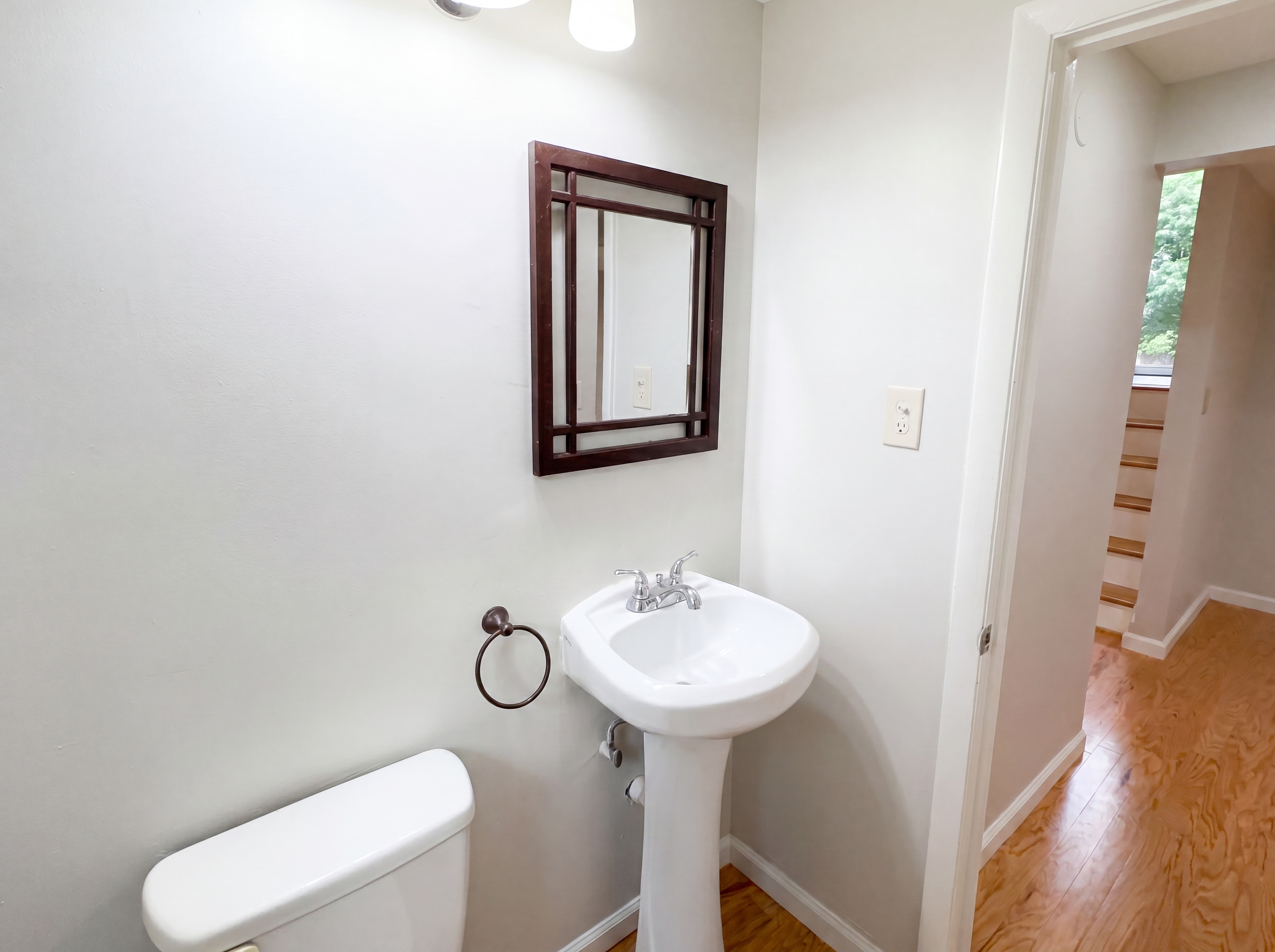 Photo 15 of 20 of 3802 Forestdale Ave, Woodbridge, VA