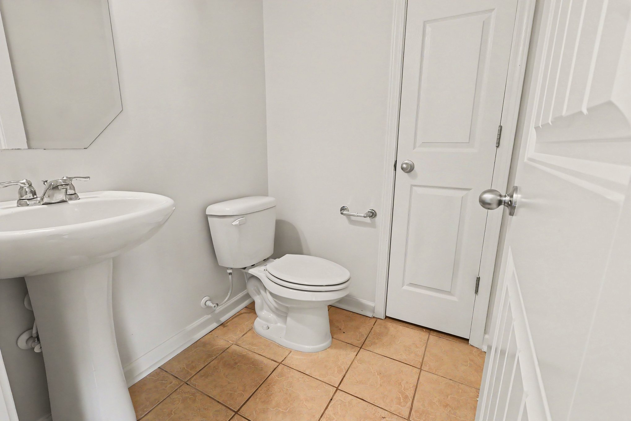 Photo 8 of 19 of 162 Ashby St, Calera, AL
