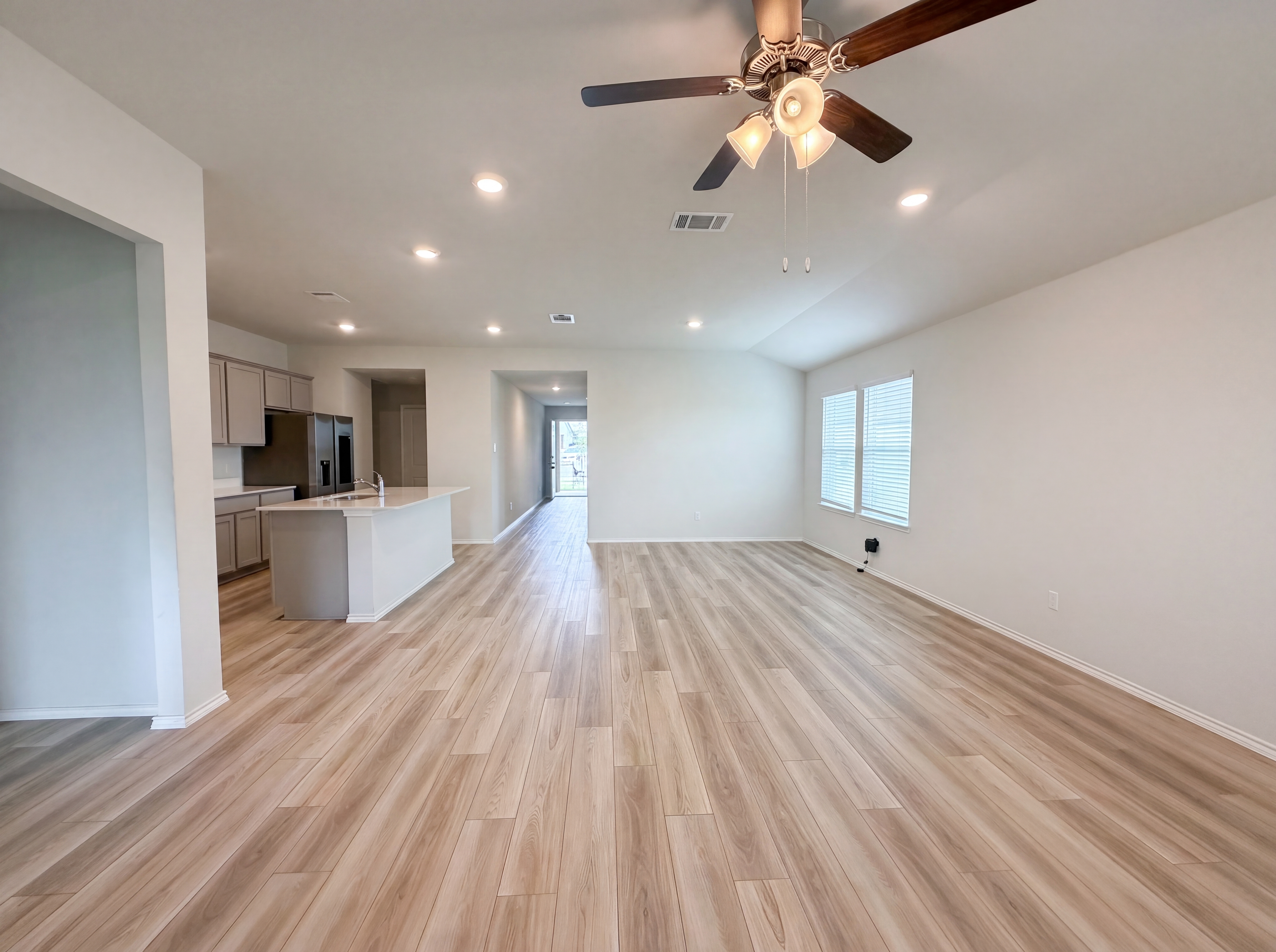 Photo 7 of 16 of 10008 Altara Cv, Killeen, TX