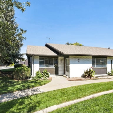 Property photo 1 of 1005 Eastgate Rd