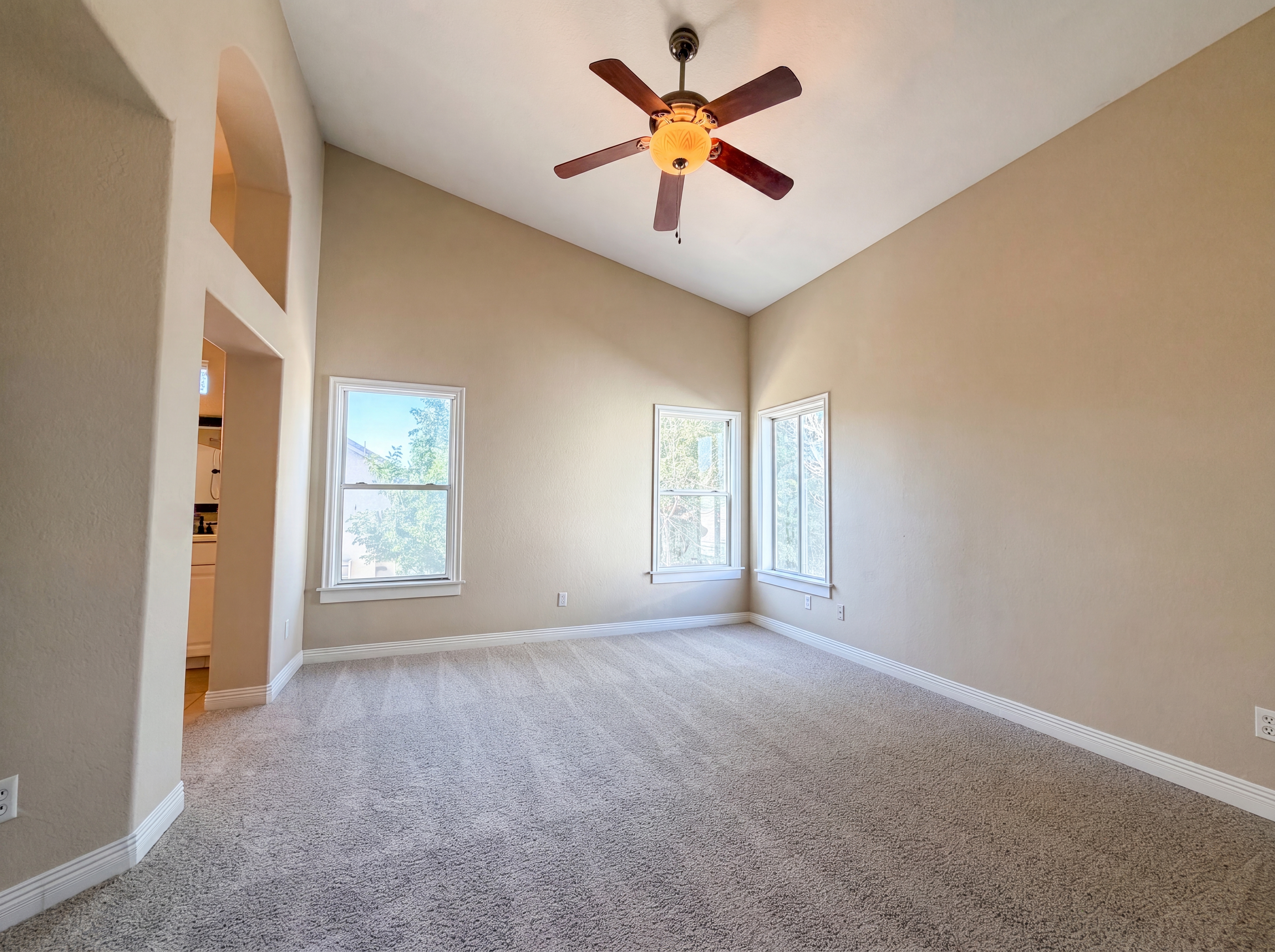 Photo 19 of 28 of 5545 W Avenue L6, Lancaster, CA