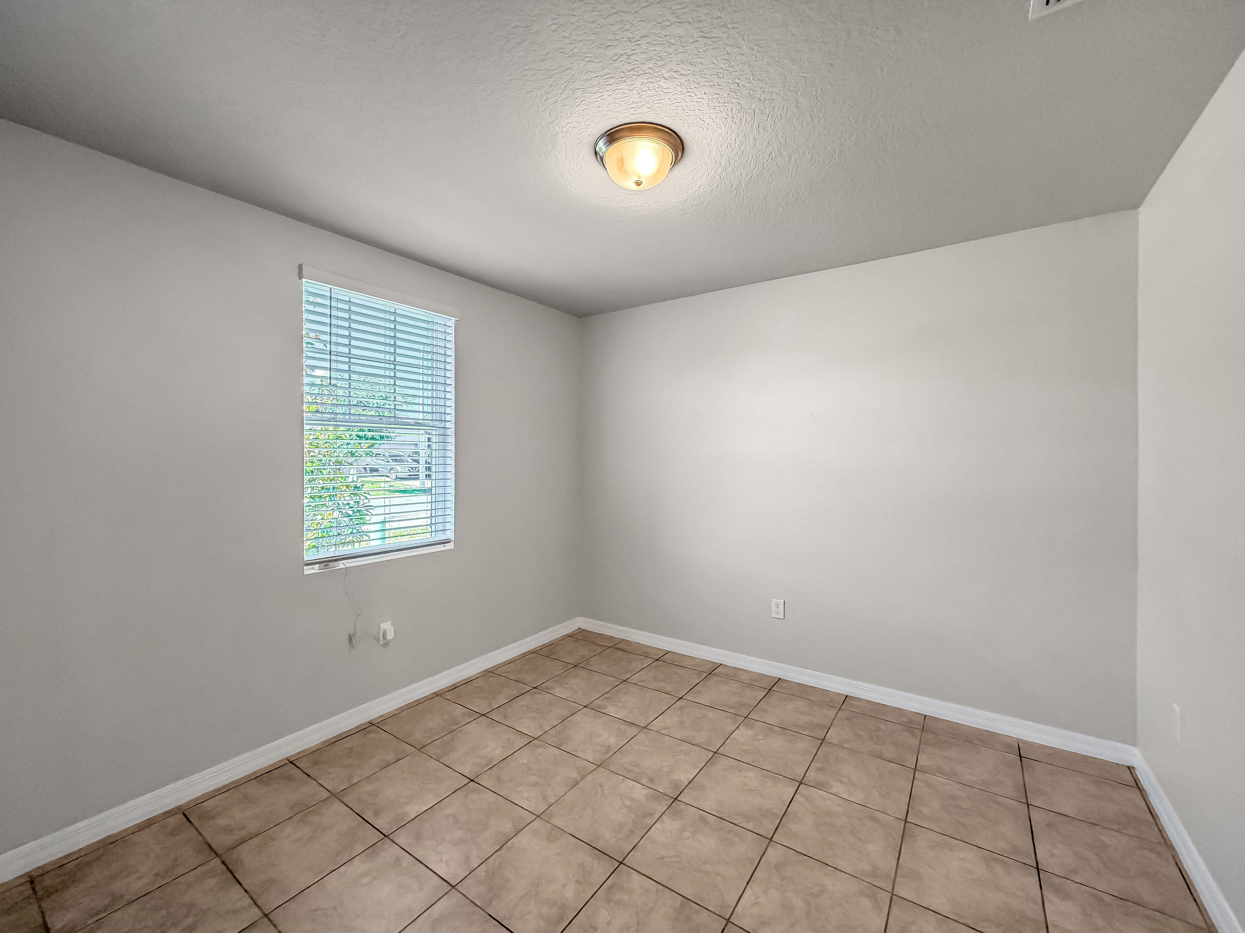 Photo 4 of 14 of 868 Teton St, Haines City, FL