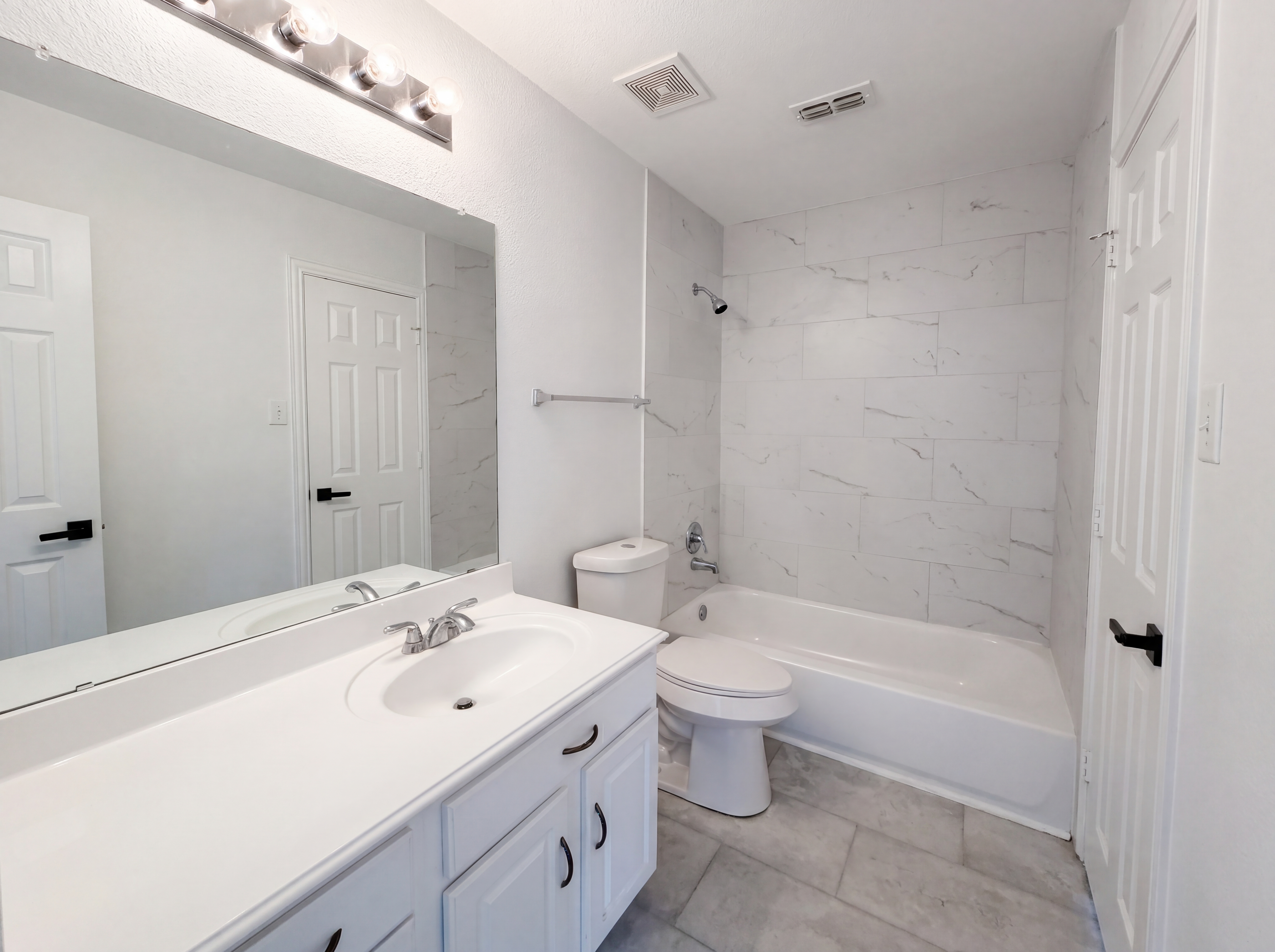 Photo 15 of 23 of 3853 Wintergreen Dr, Plano, TX
