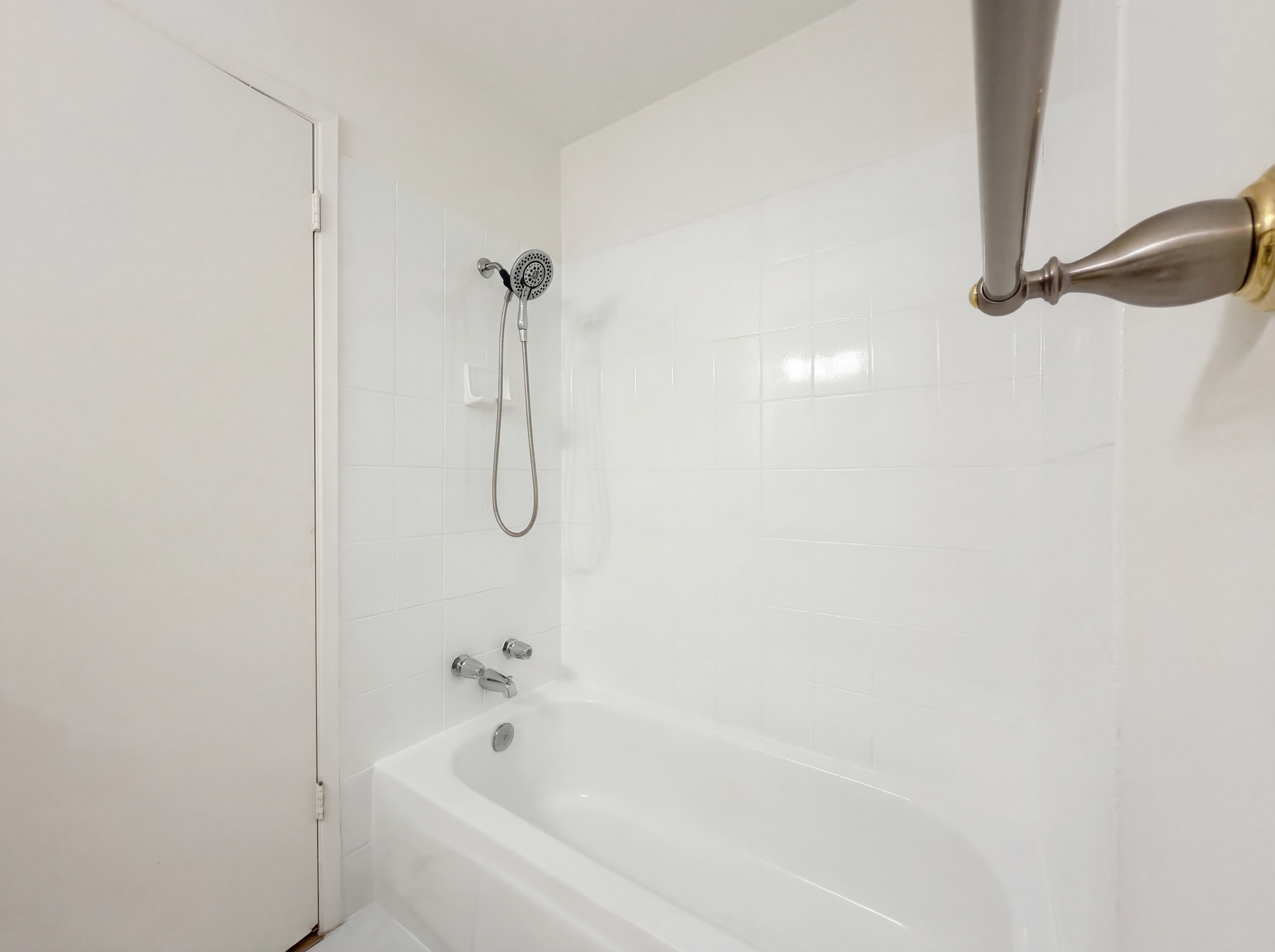 Photo 21 of 33 of 4814 Monet Way, Sacramento, CA