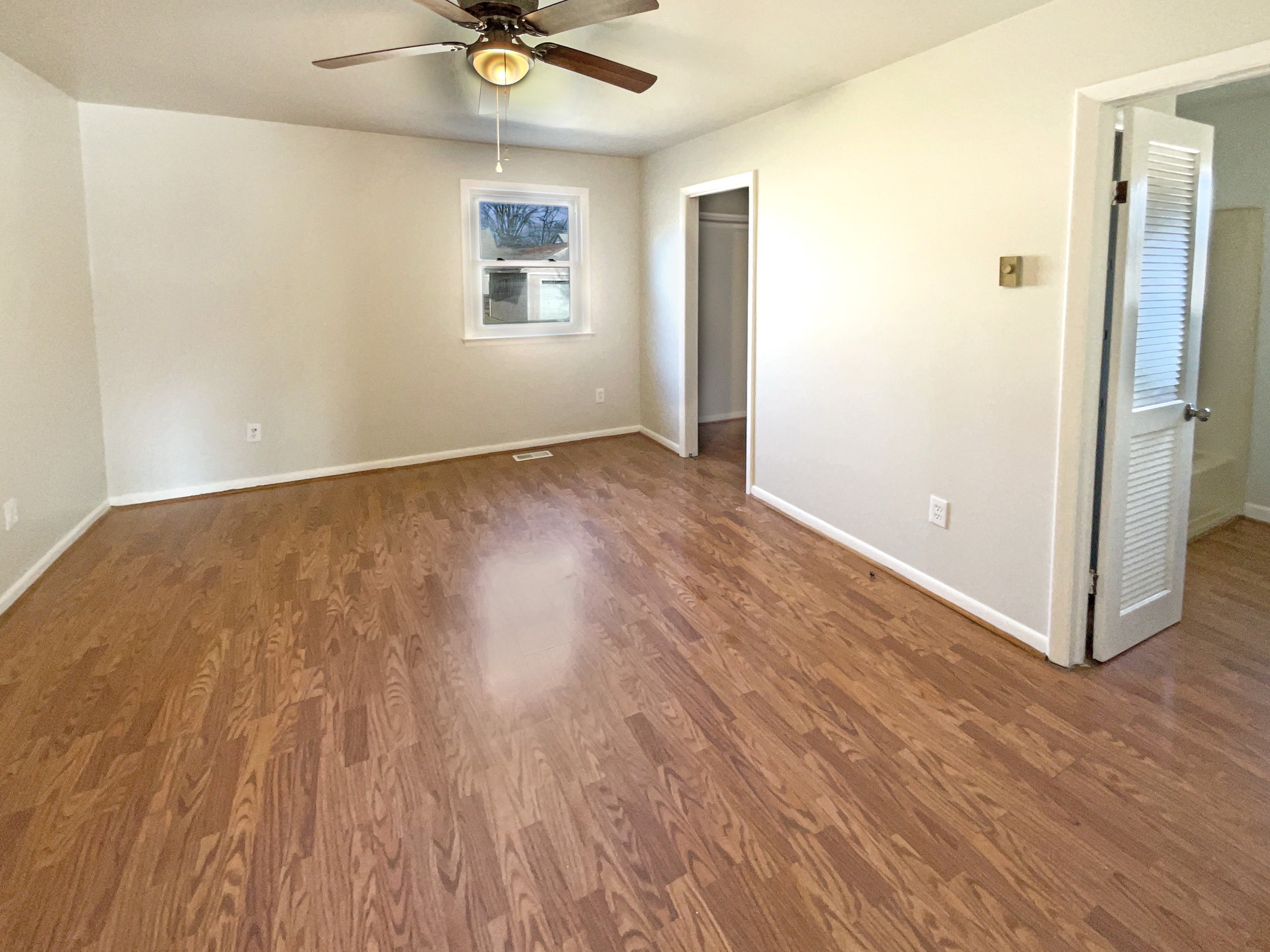 Photo 24 of 30 of 2807 Clingman St, Hopewell, VA