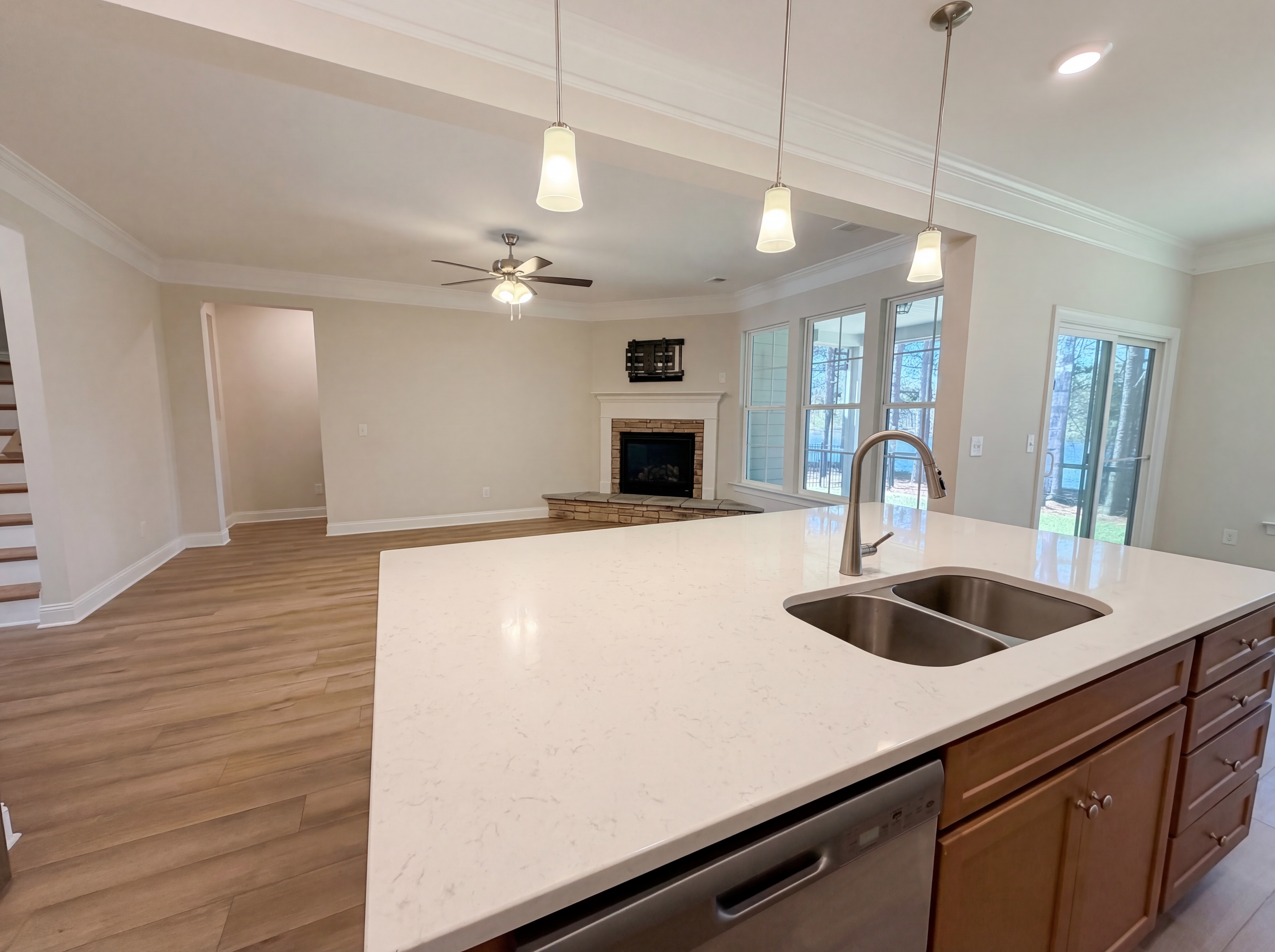 Photo 9 of 27 of 360 Autumn Pond Dr, Blythewood, SC