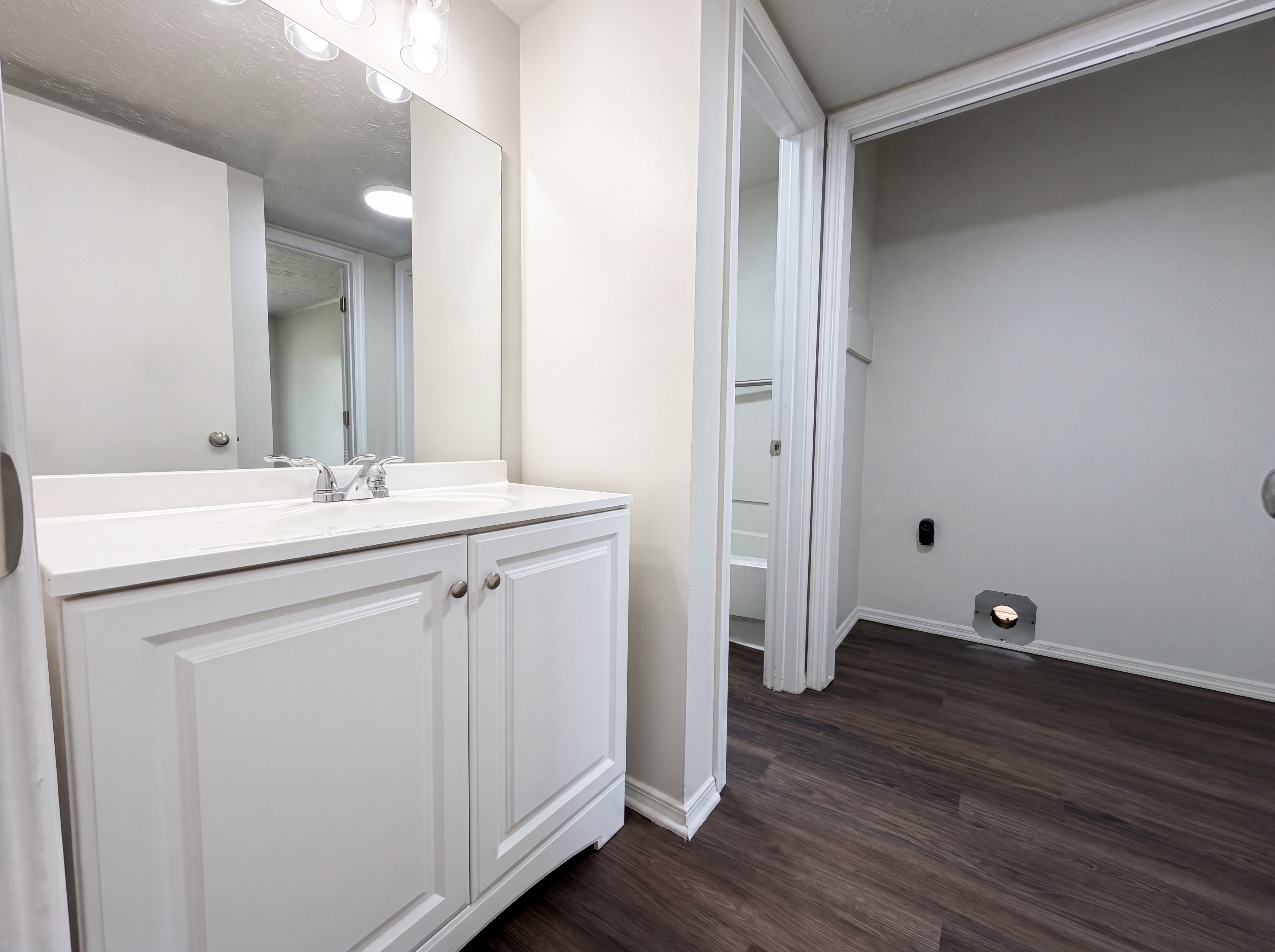 Photo 13 of 17 of 535 Amquiwood Ct, Madison, TN