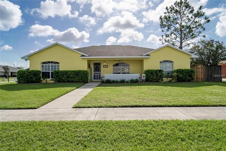 1208 Spanish Oak Ln, Plant City, FL 33563 Opendoor