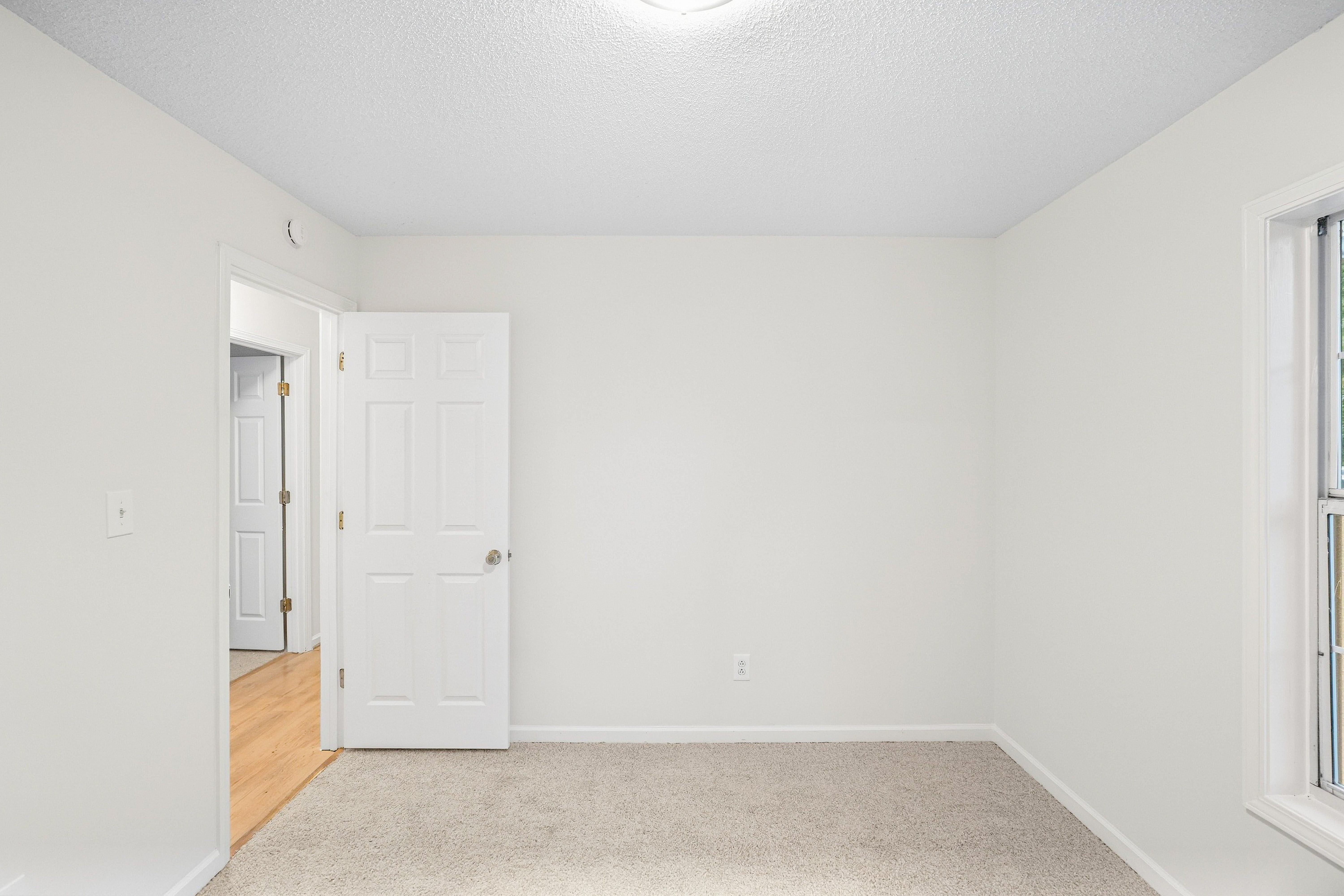 Photo 11 of 24 of 2158 Chambers Rd, McDonough, GA