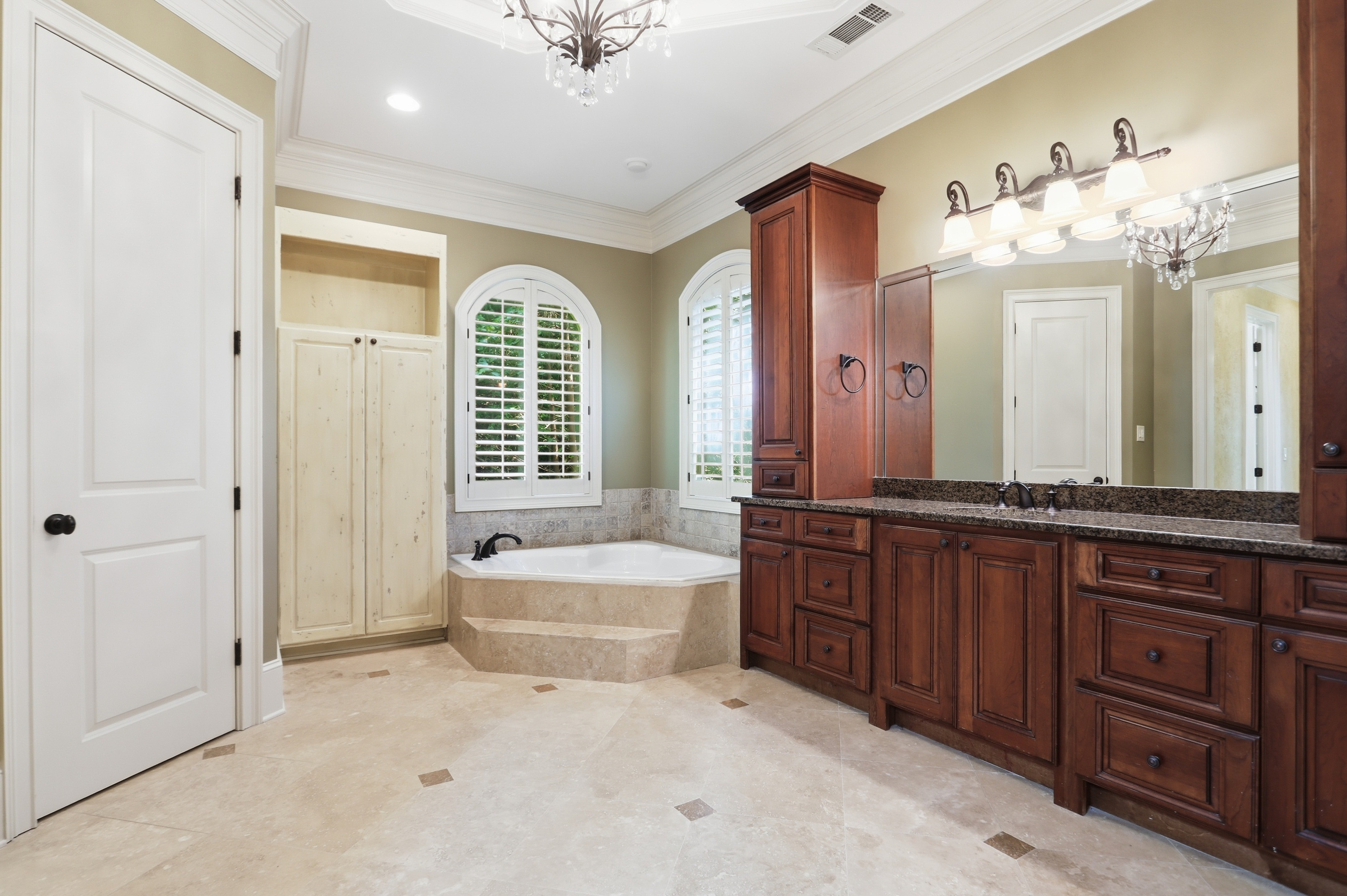 Photo 68 of 126 of 108 Waters Edge Dr, Woodstock, GA