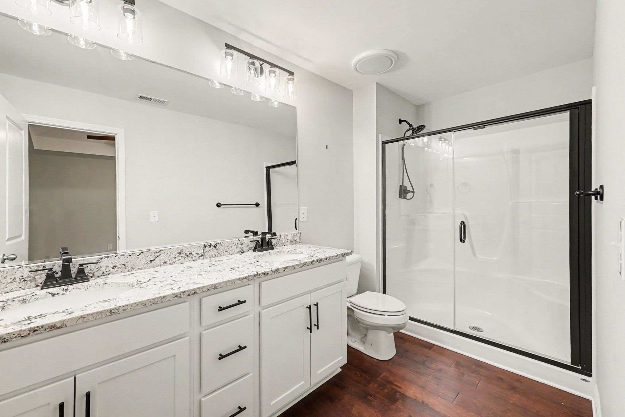 Photo 8 of 16 of 623 Washburn Ave, Louisville, KY