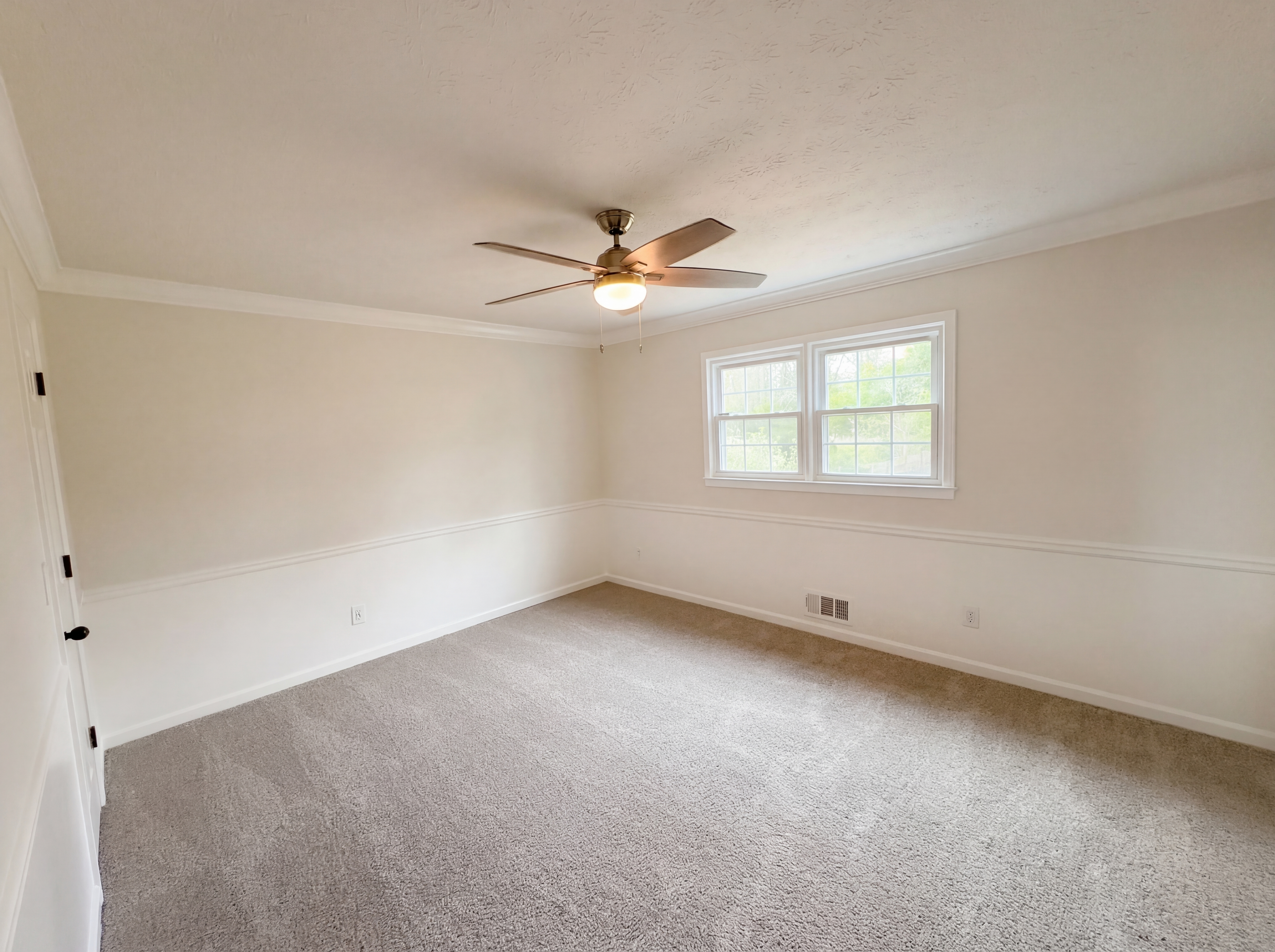Photo 37 of 55 of 1272 Owen Cir, Sugar Hill, GA