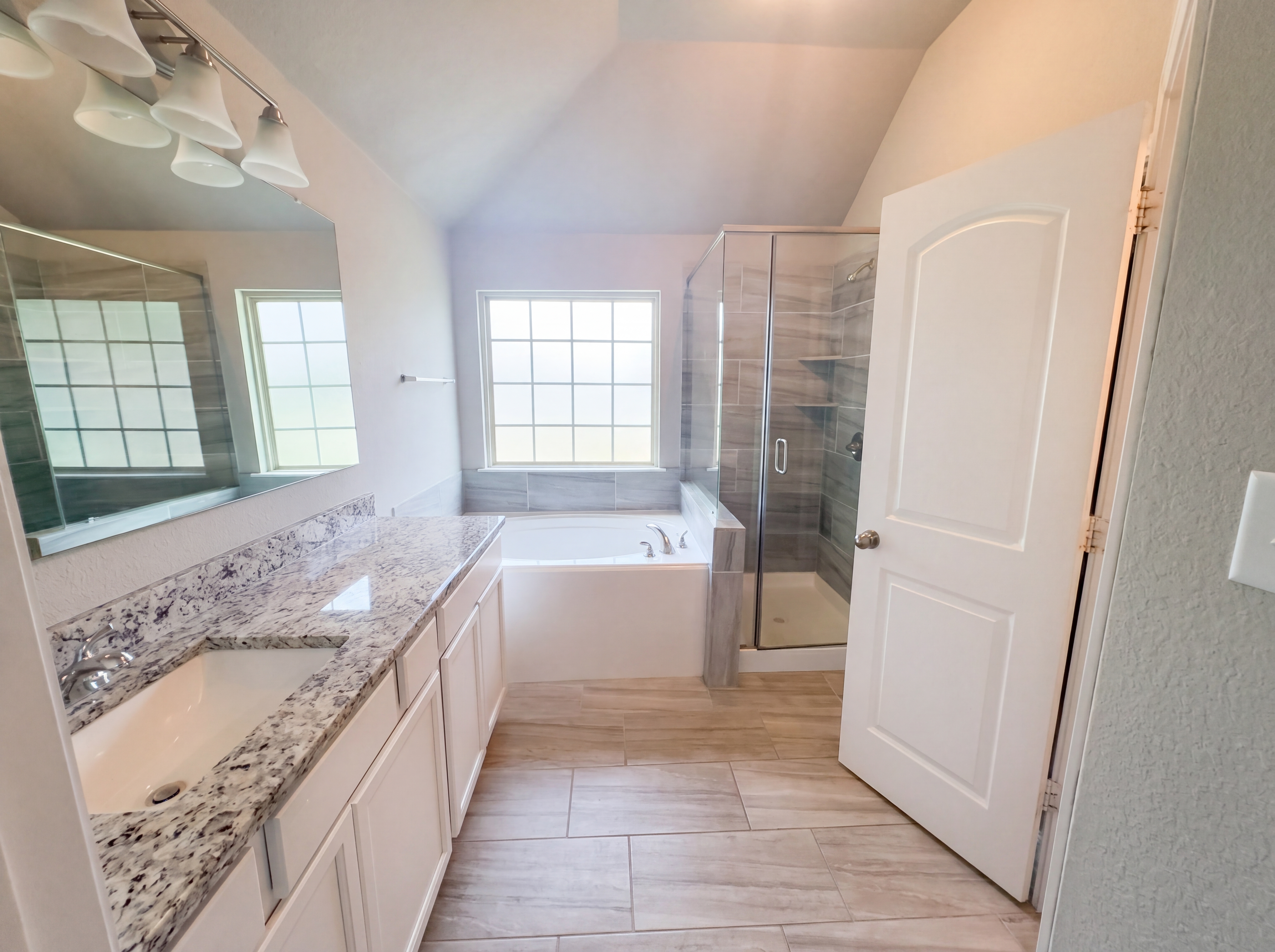 Photo 12 of 27 of 2132 Markley Dr, Bryan, TX