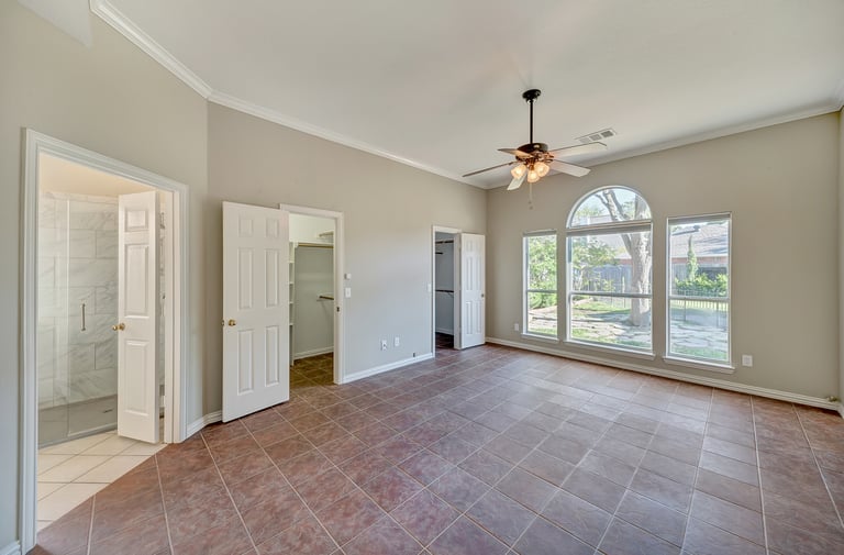 Photo 19 of 35 - 244 Bear Holw, Keller, TX 76248