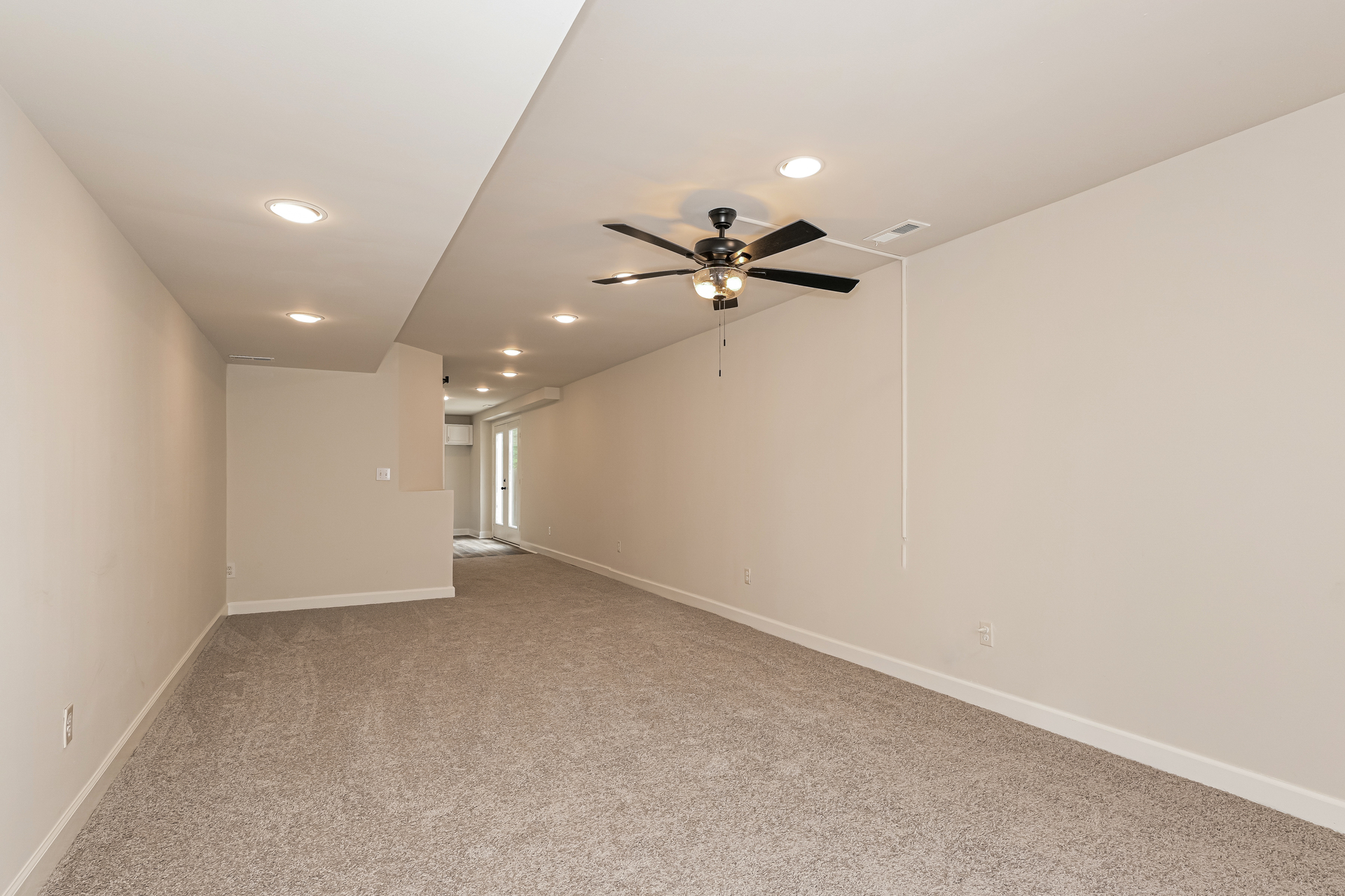 Photo 10 of 21 of 162 Trotters Creek Ln, Wright City, MO