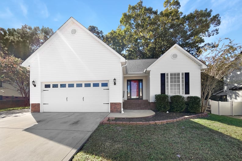 Property photo 1 of 912 Carole Summey Dr