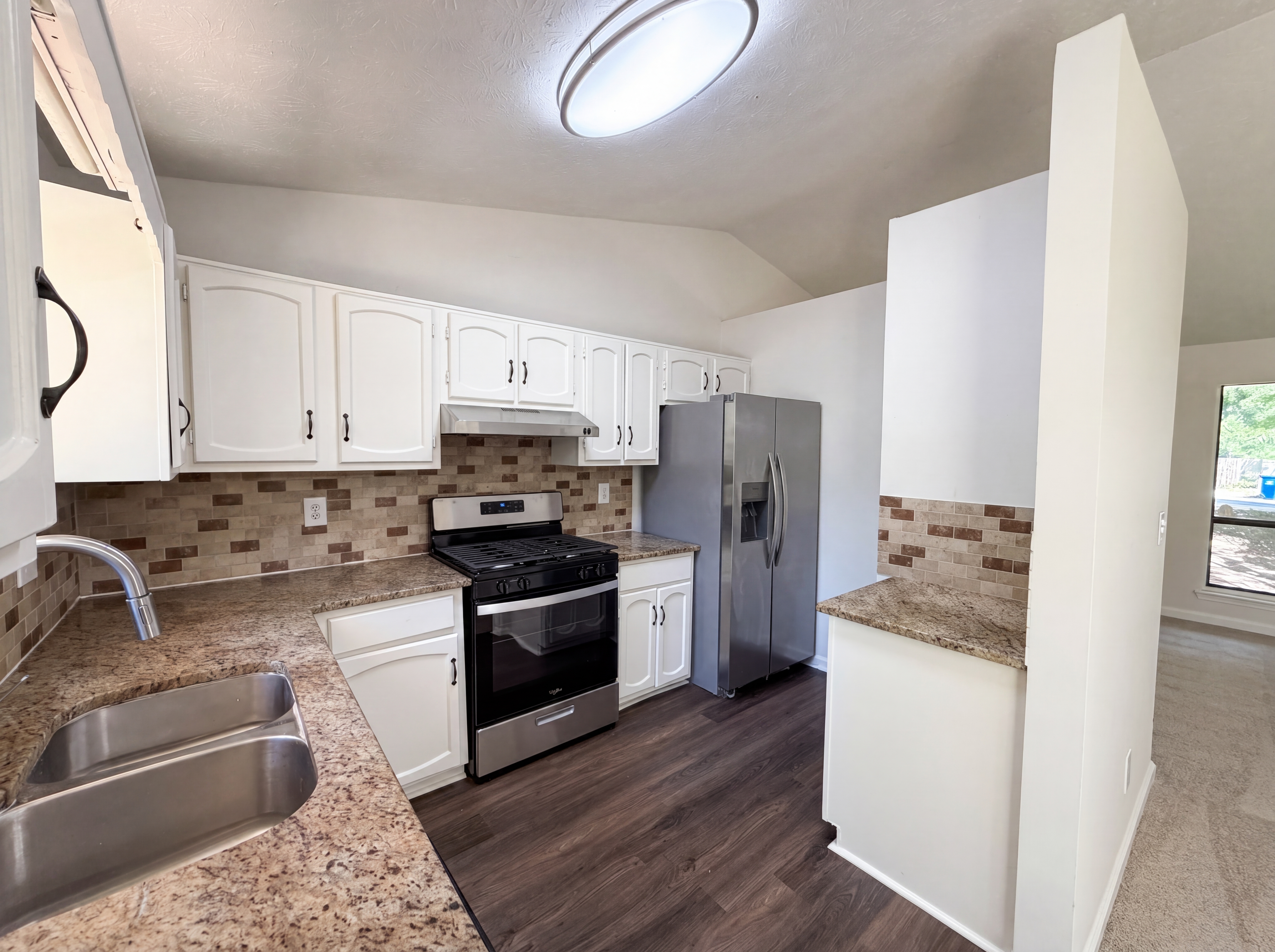 Photo 17 of 20 of 817 Greenhedge Way, Stone Mountain, GA