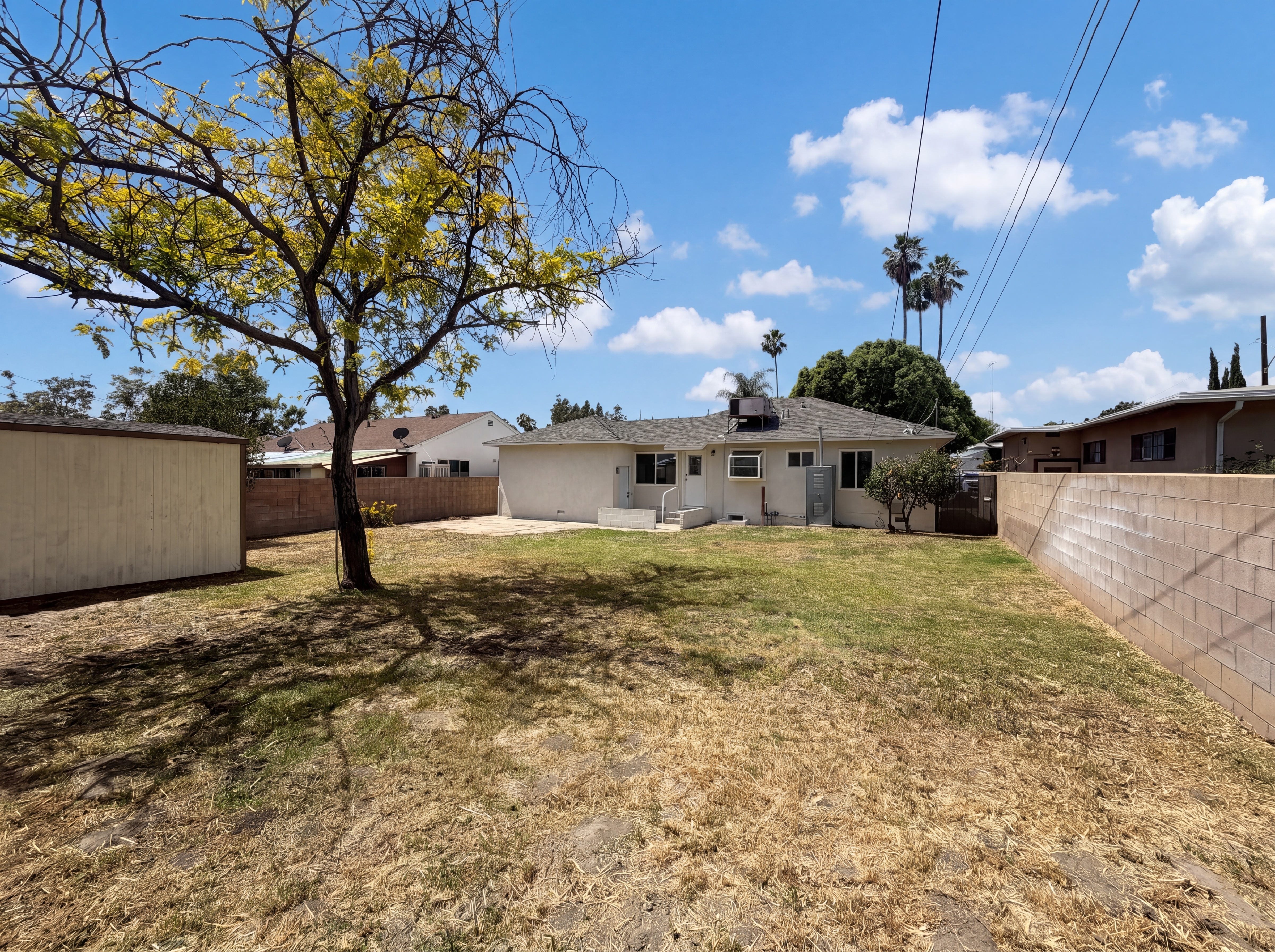 Photo 21 of 26 of 1441 Pepper Tree Ln, San Bernardino, CA