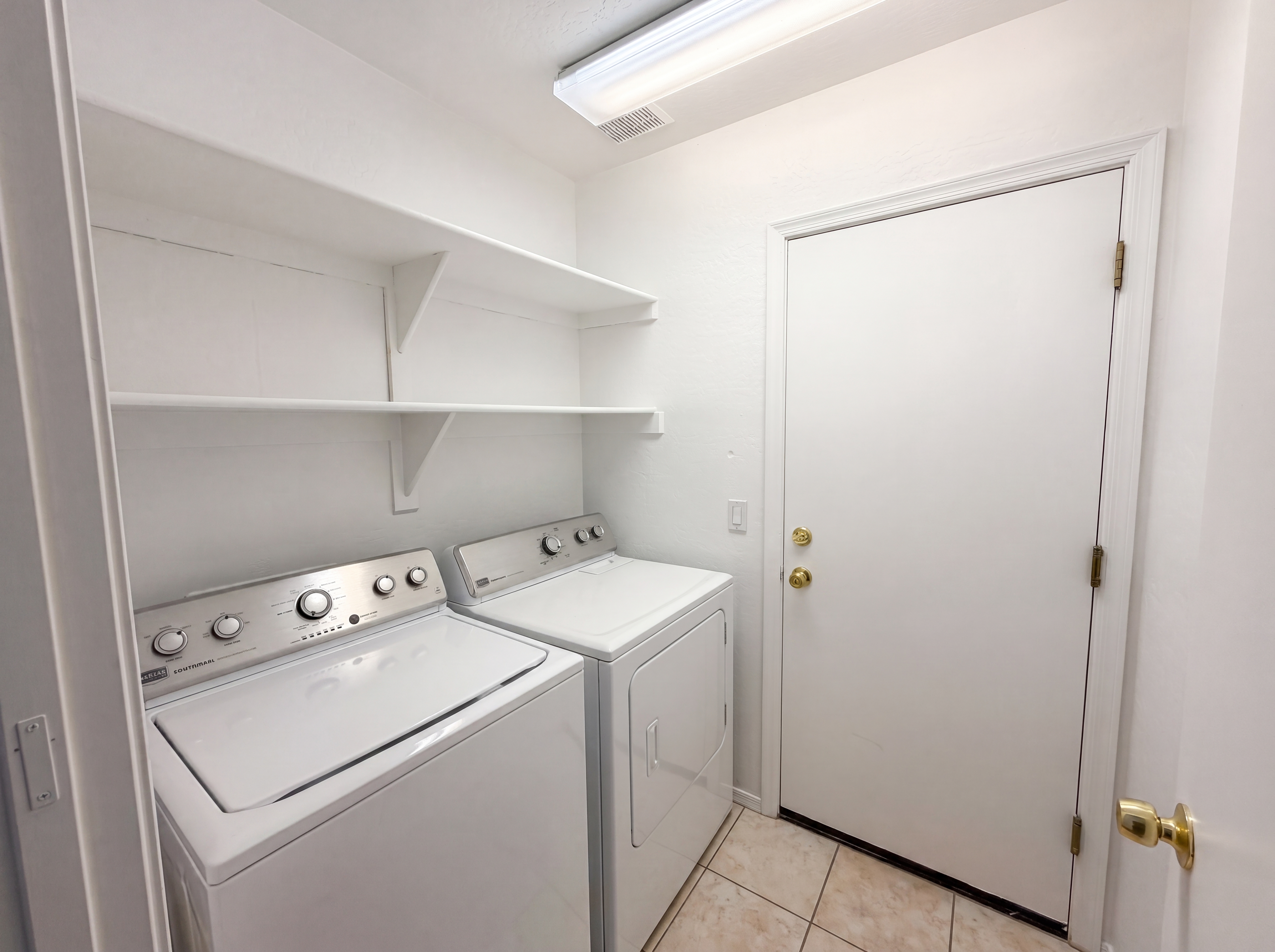 Photo 18 of 27 of 15861 W Papago St, Goodyear, AZ