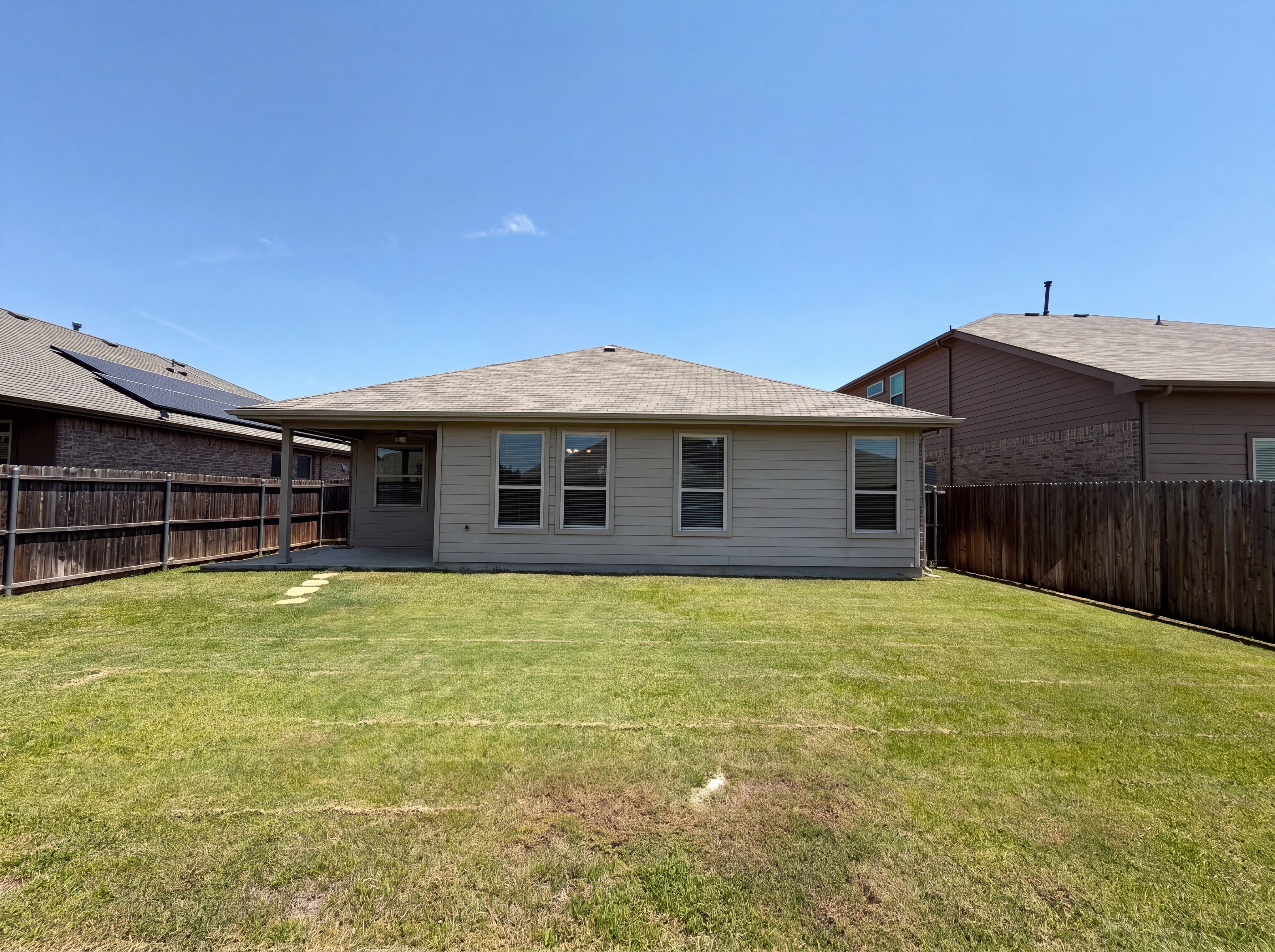 Photo 5 of 21 of 4312 Chicory Ct, Denton, TX