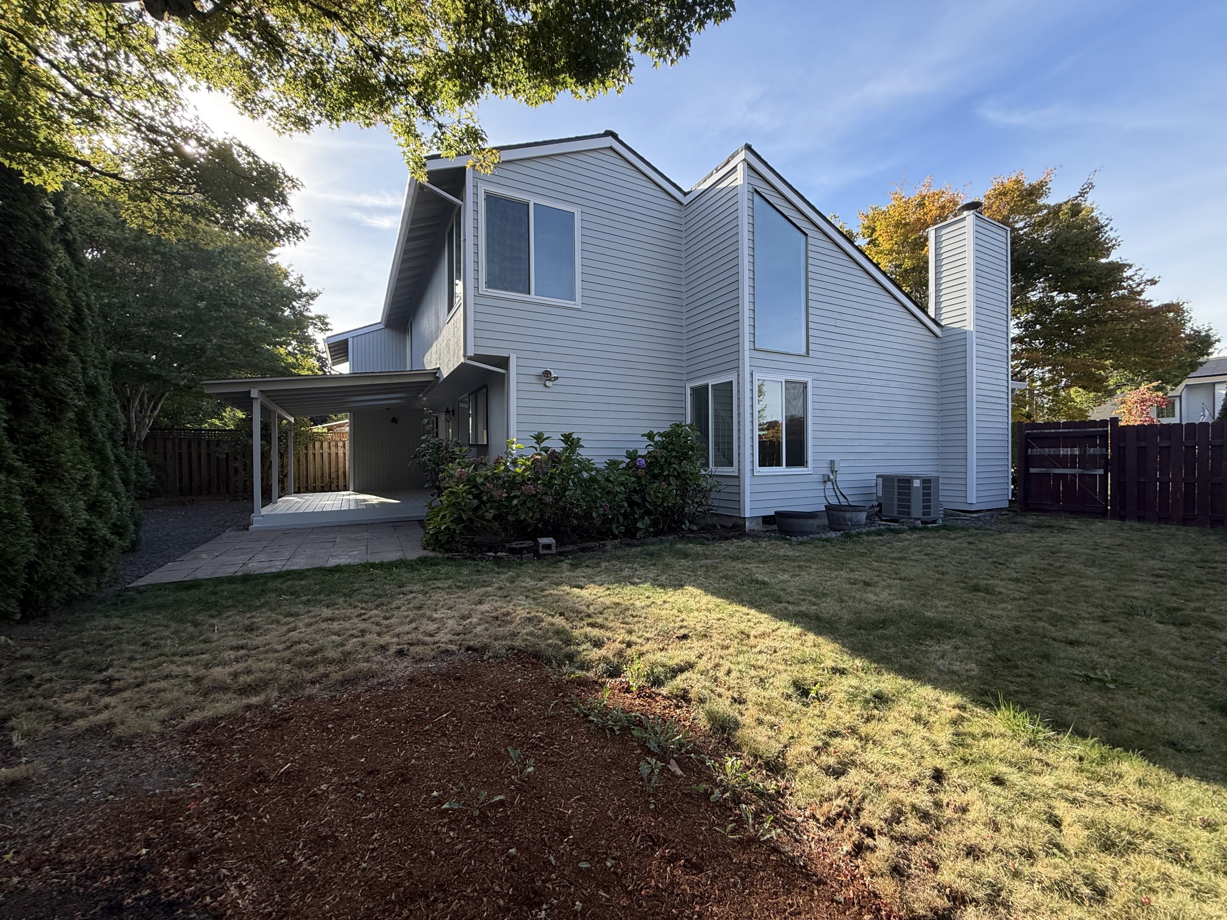 Photo 21 of 23 of 5810 NW Landing Dr, Portland, OR