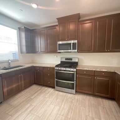 Property photo 2 of 7962 Carraway Dr