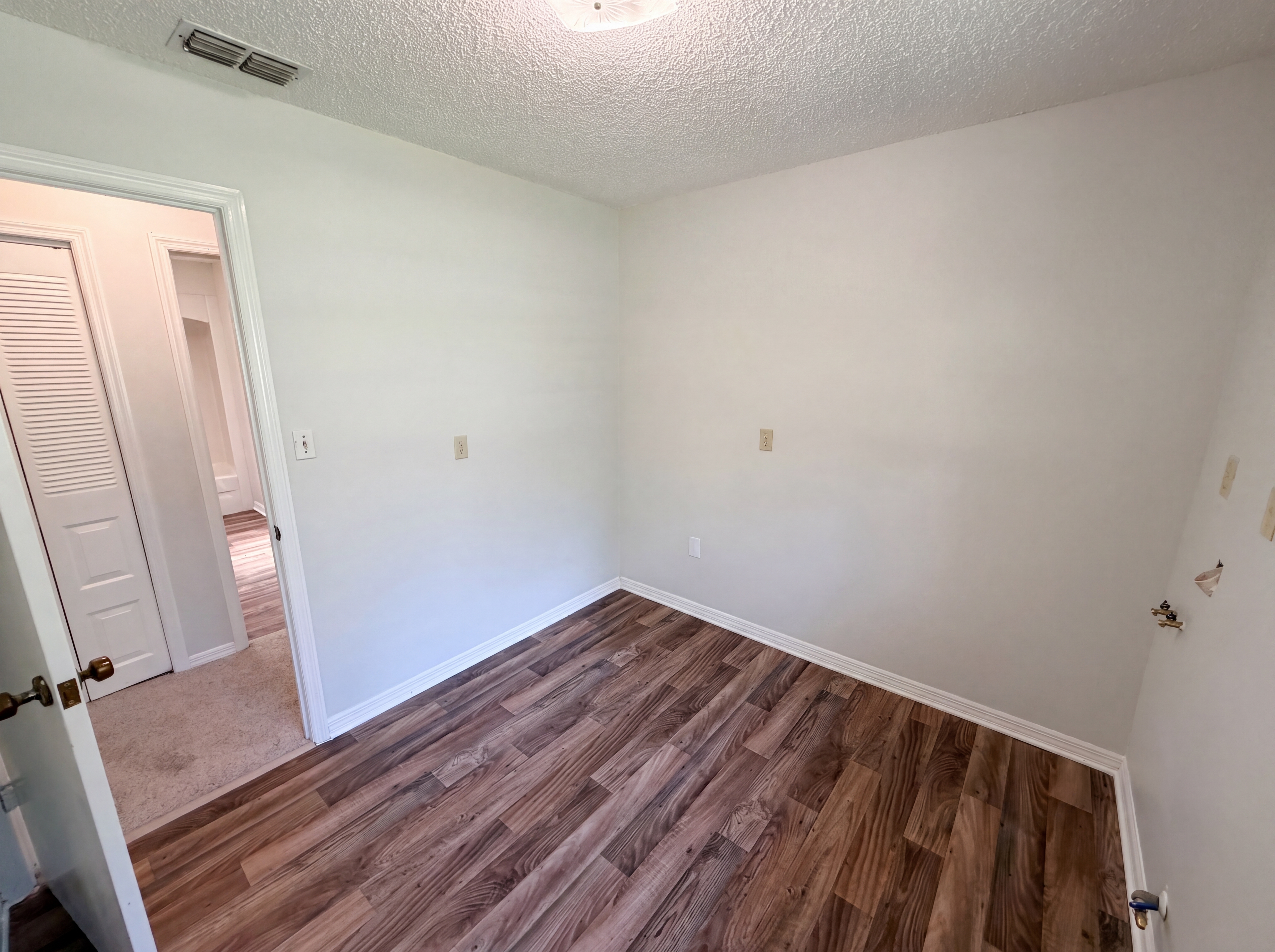 Photo 17 of 18 of 2505 Velma Ter, Leesburg, FL