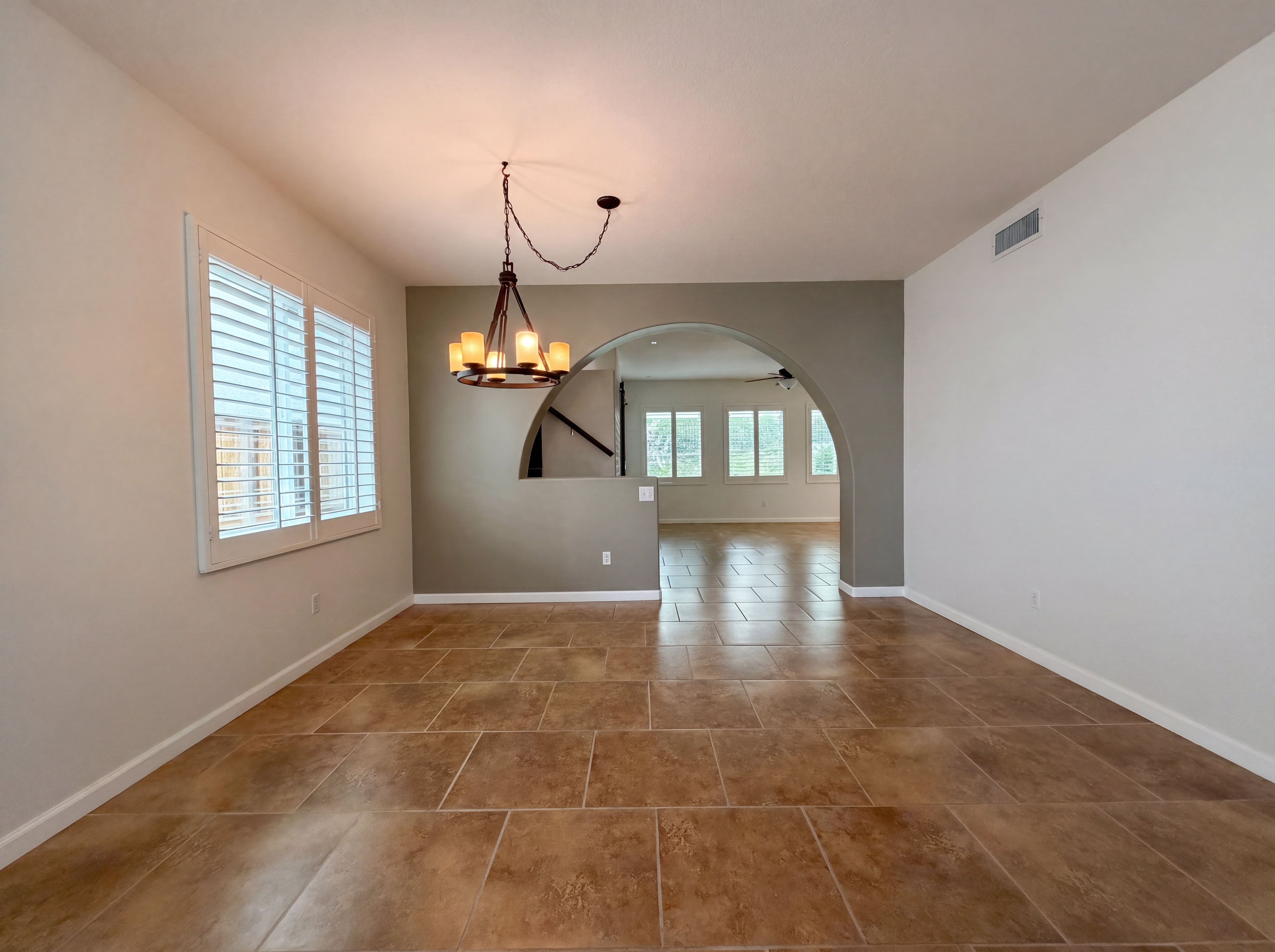 Photo 6 of 28 of 28441 Silverking Trl, Santa Clarita, CA