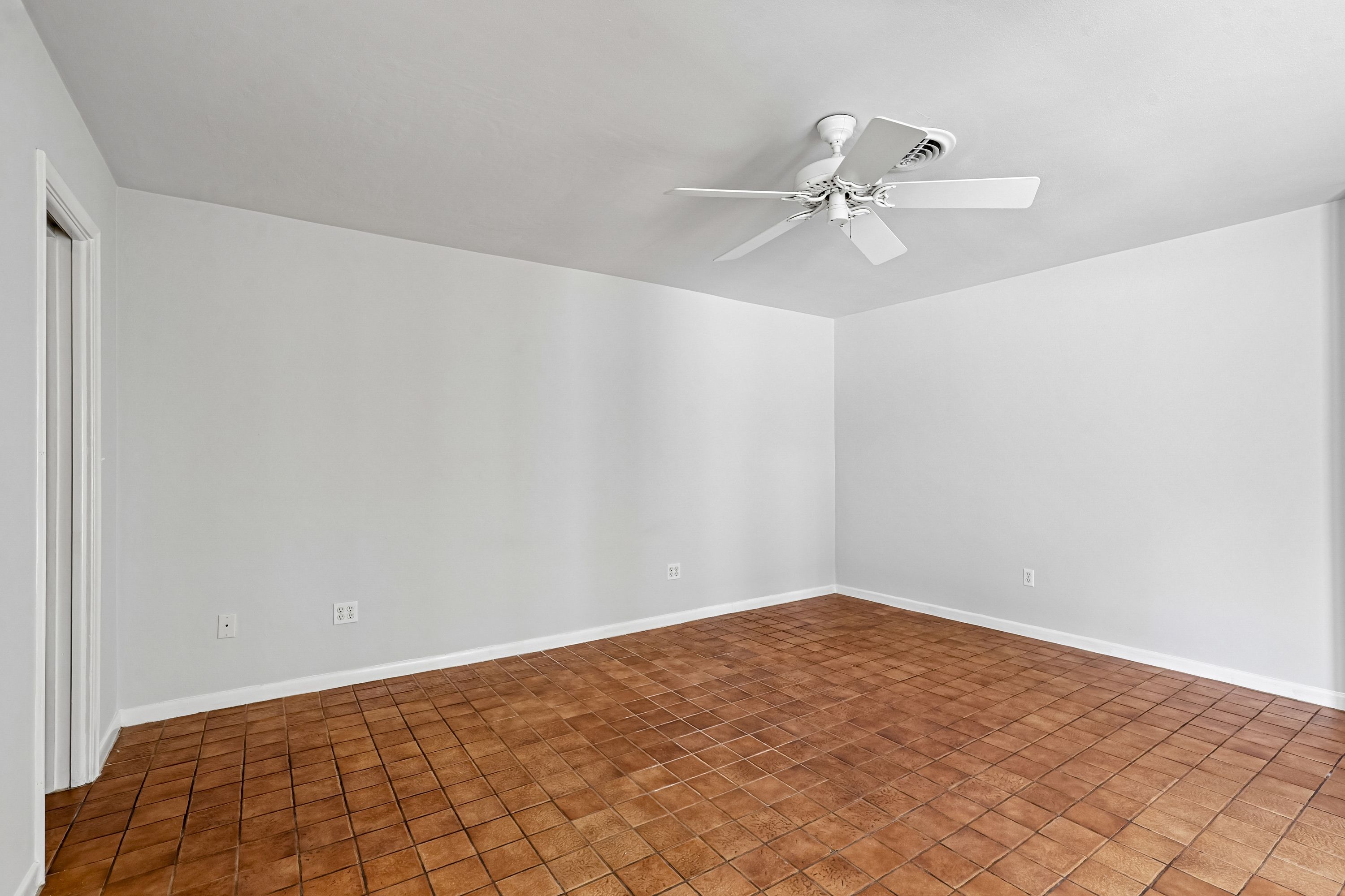 Photo 4 of 48 of 14851 SW 69th Ct, Palmetto Bay, FL