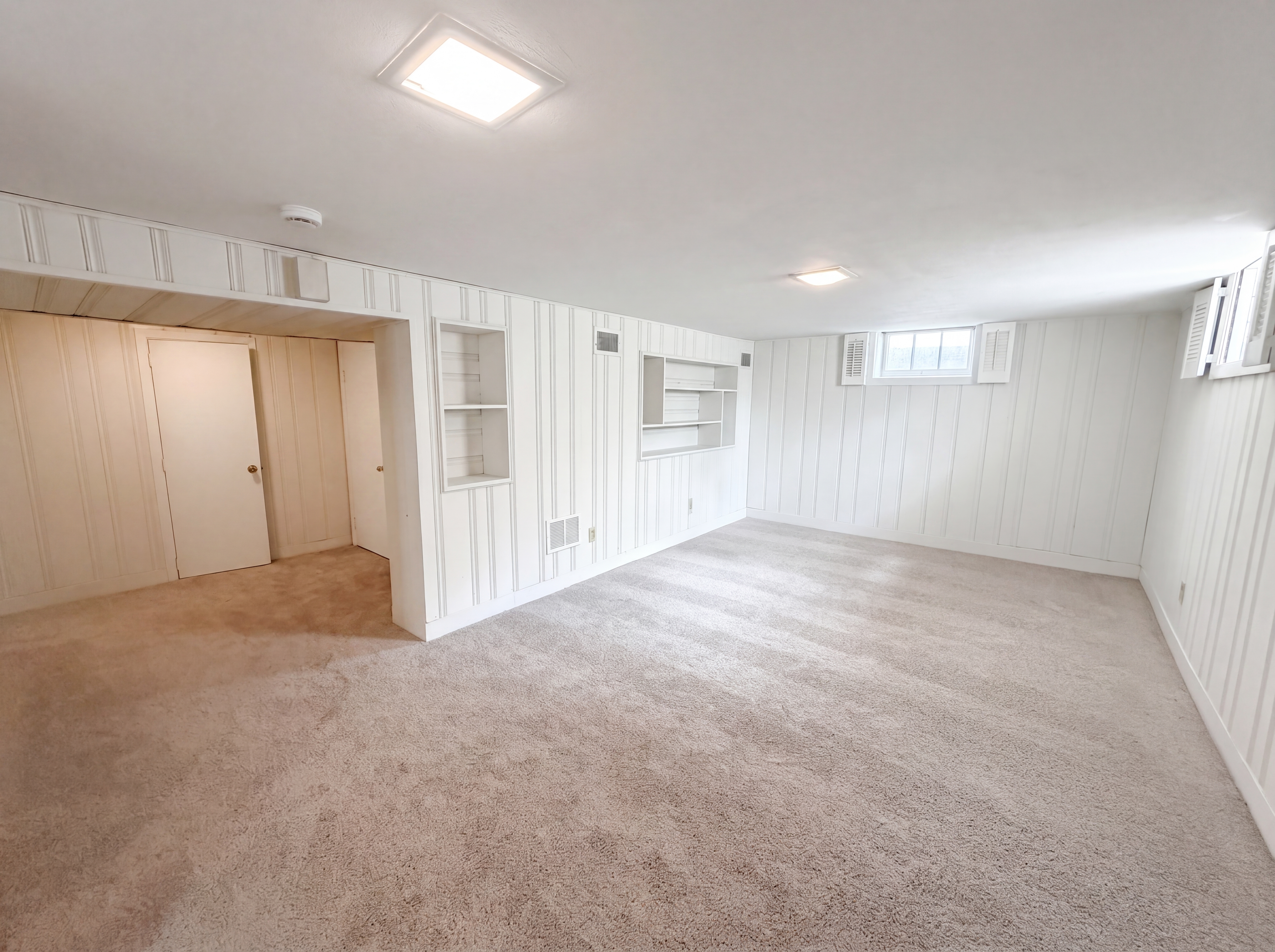 Photo 13 of 27 of 8615 Virginia Cir N, St. Louis Park, MN