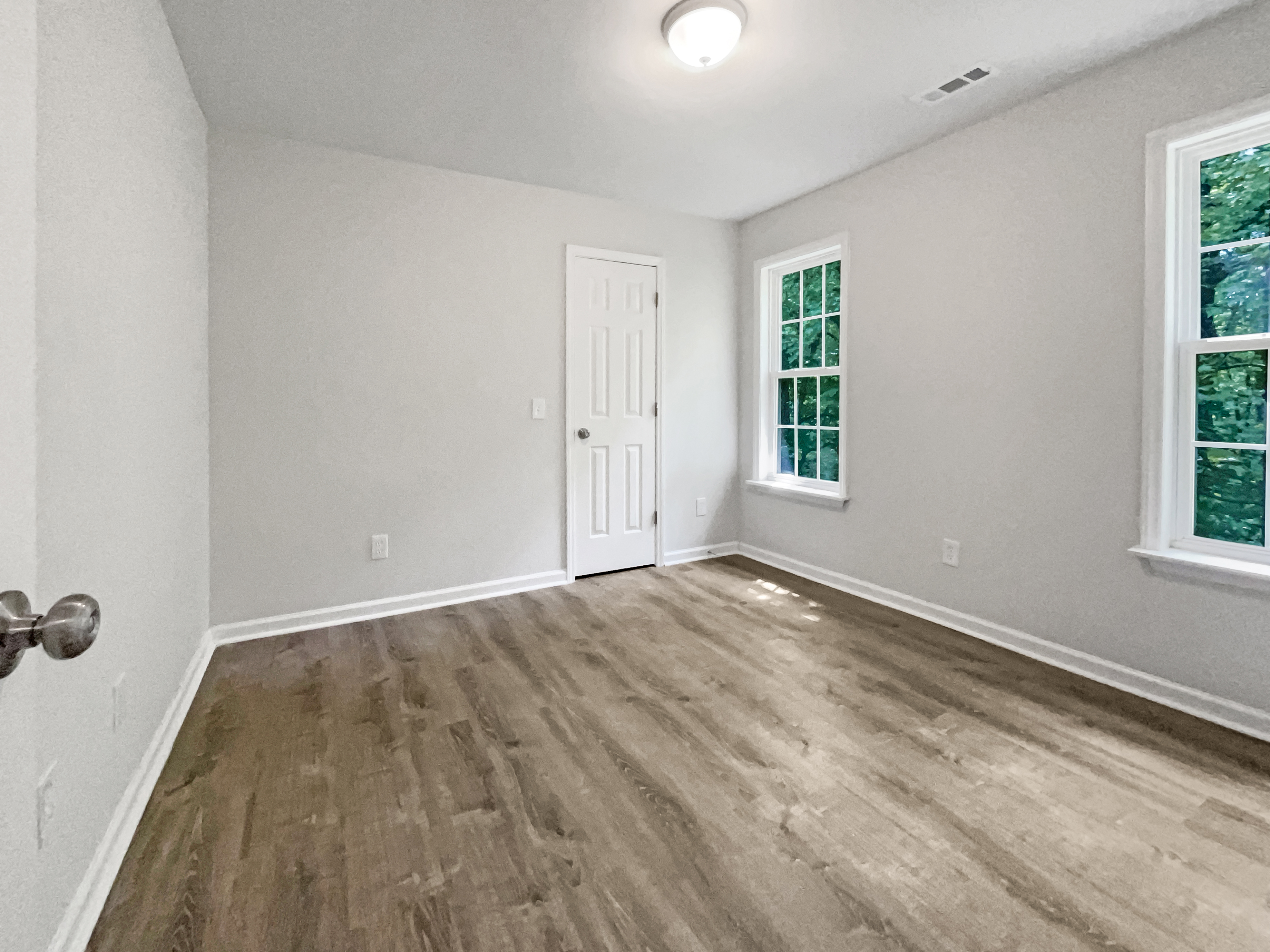 Photo 15 of 19 of 517 Hidden Cellars Dr, Holly Springs, NC