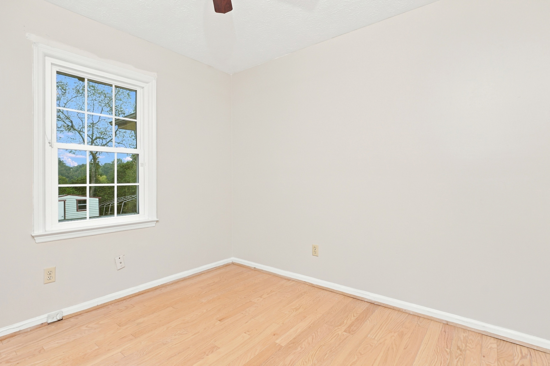 Photo 12 of 18 of 4104 Curry St, Columbus, GA