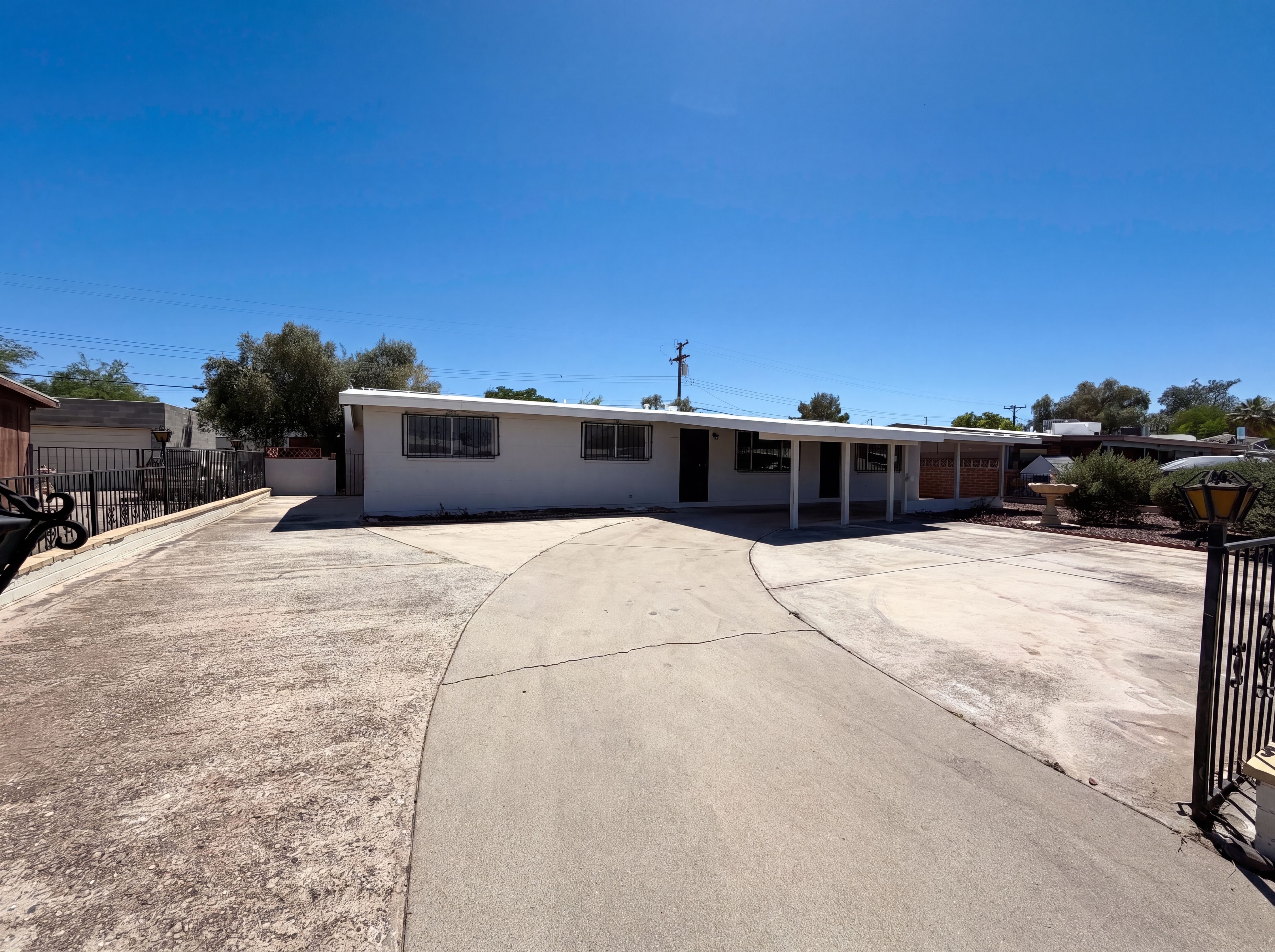Photo 21 of 24 of 1133 W Edgewater Dr, Tucson, AZ